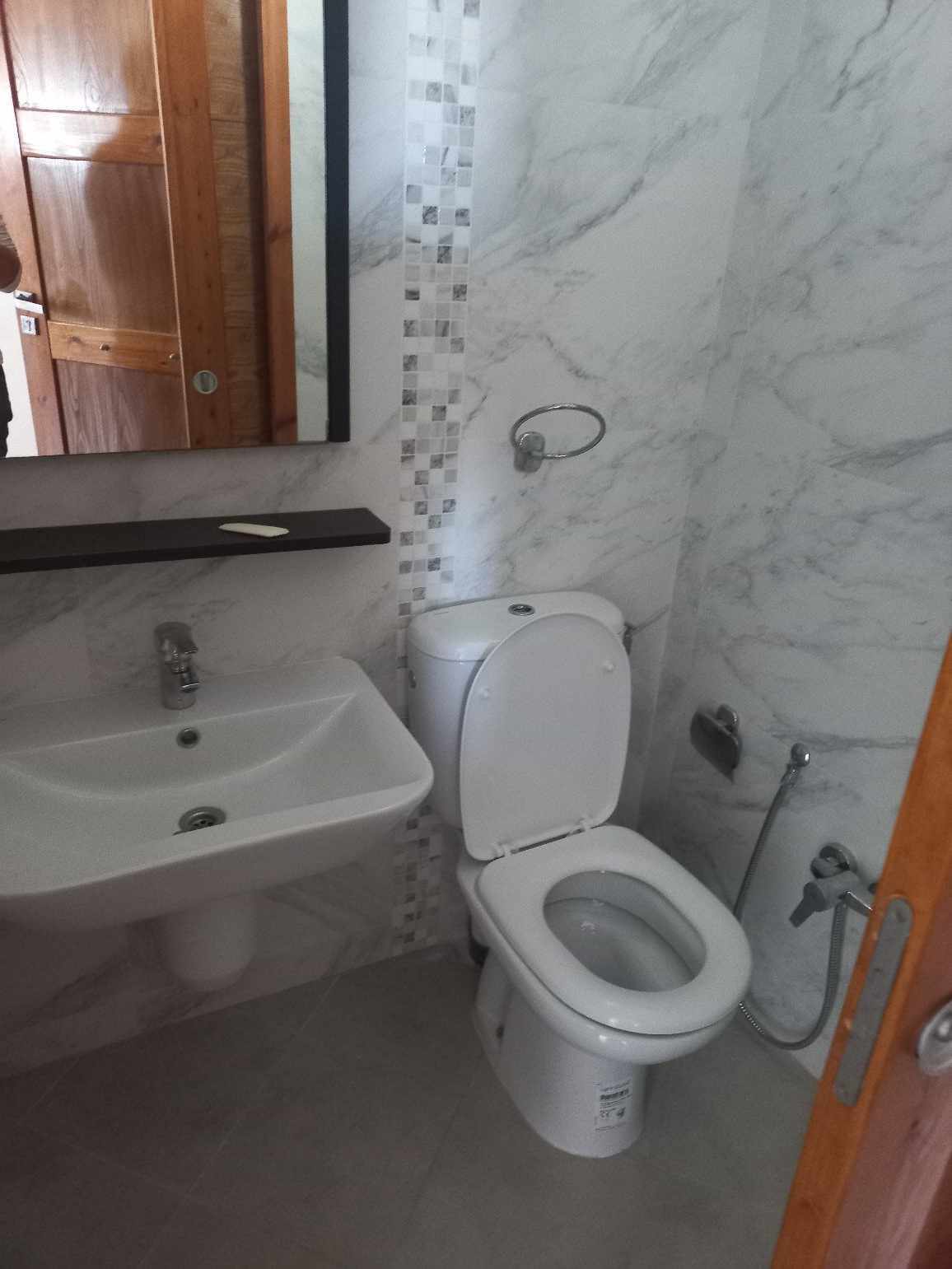 La Marsa&nbsp;El Aouina&nbsp;Location&nbsp;Appart. 3 pi�ces&nbsp;Appart s3 la soukra sidi fradj