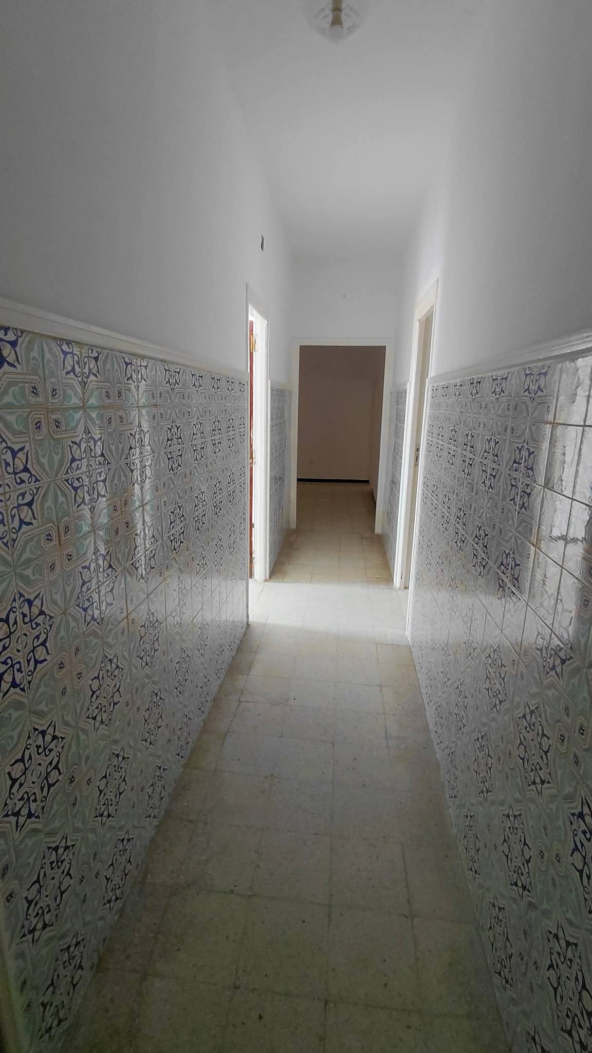 Ariana Ville&nbsp;Ariana&nbsp;Location&nbsp;Maisons&nbsp;Etage de villa s plus 3 a l ariana wb4428