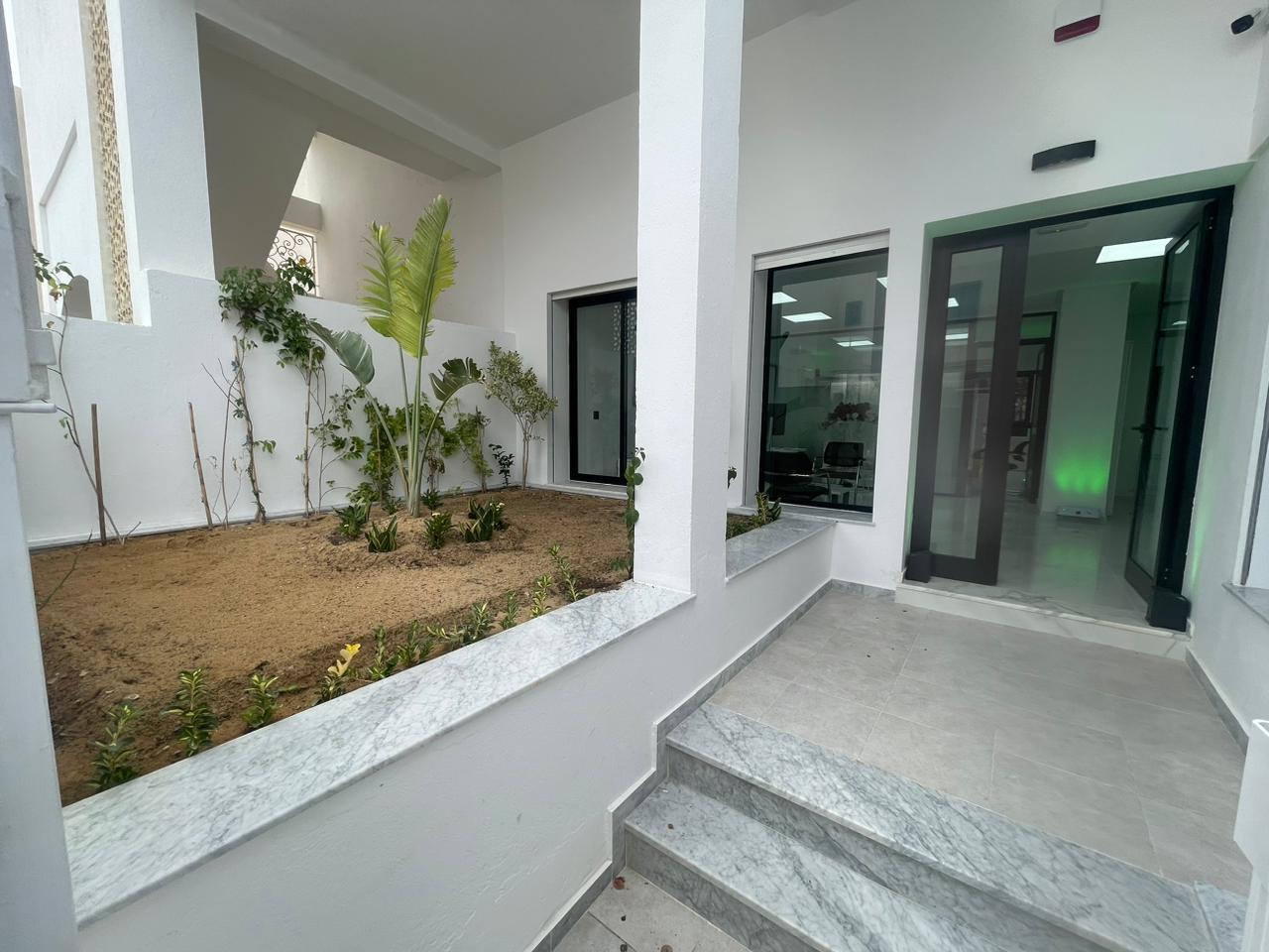 Bureaux & Commerces&nbsp;Bureau