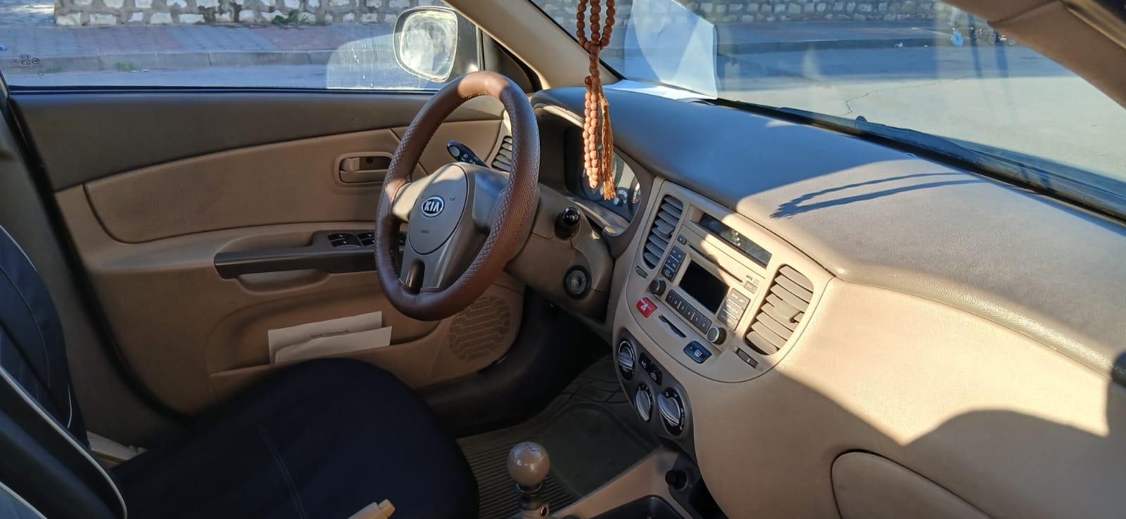 El Omrane Superieur&nbsp;Cite Ibn Khaldoun Vi&nbsp;Kia&nbsp;Rio&nbsp;Kia rio  1ere main