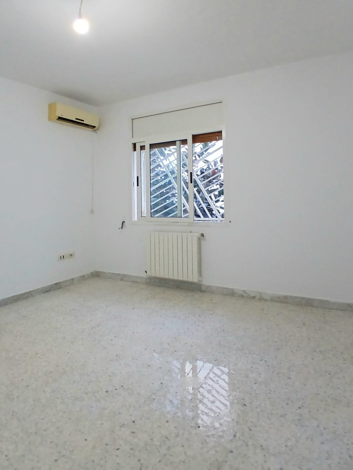 Ariana Ville&nbsp;Cite Ennasr 1&nbsp;Location&nbsp;Appart. 3 pi�ces&nbsp;Ennasr duplex s3