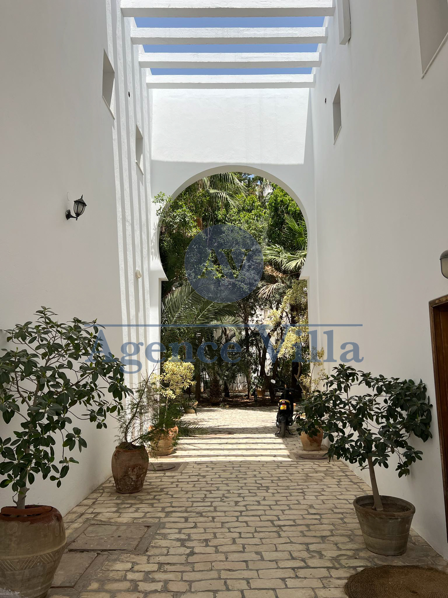 La Marsa&nbsp;Berge Du Lac&nbsp;Bureaux & Commerces&nbsp;Bureau&nbsp;S5 au lac 1