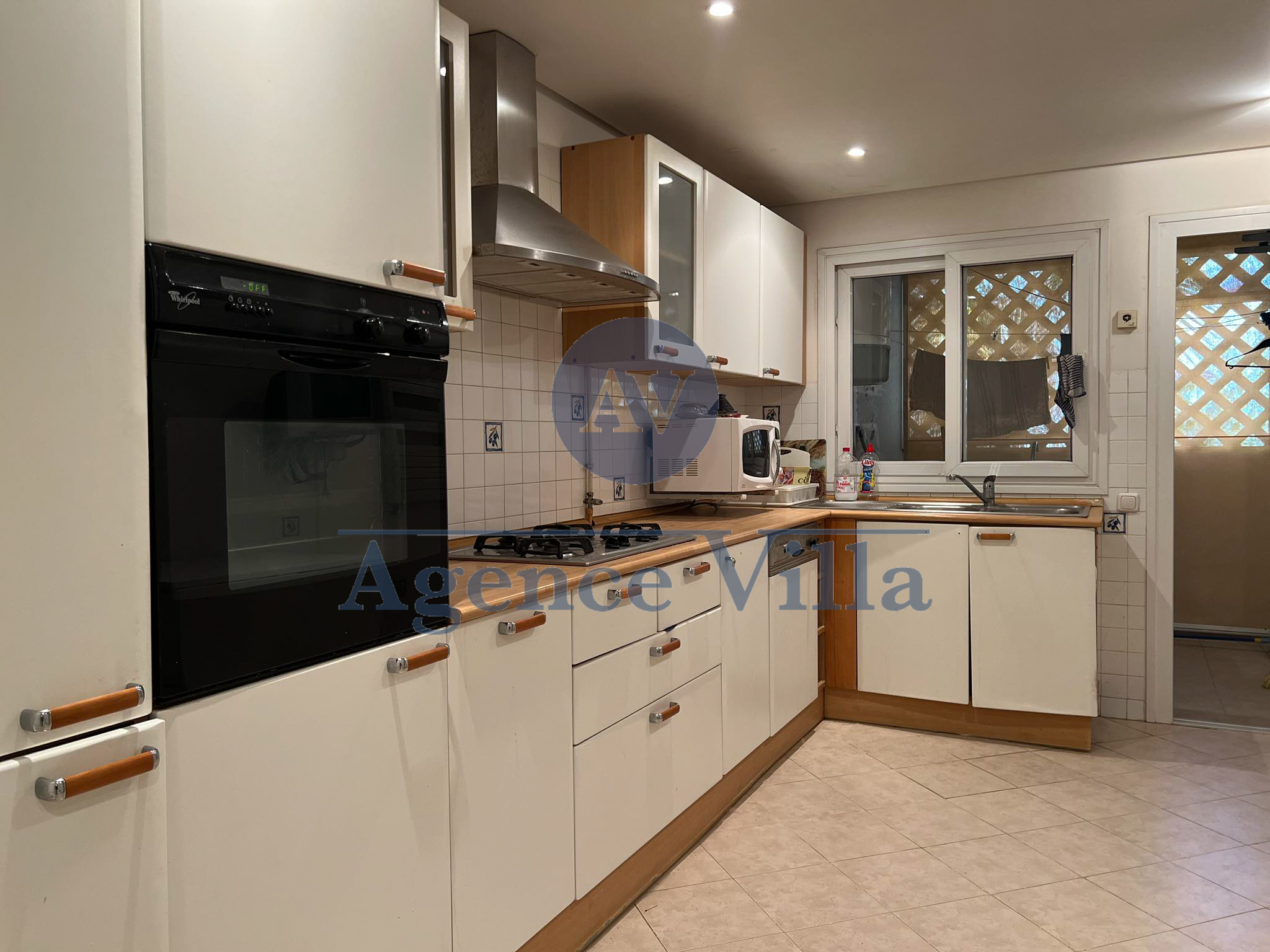 Bureaux & Commerces&nbsp;Bureau