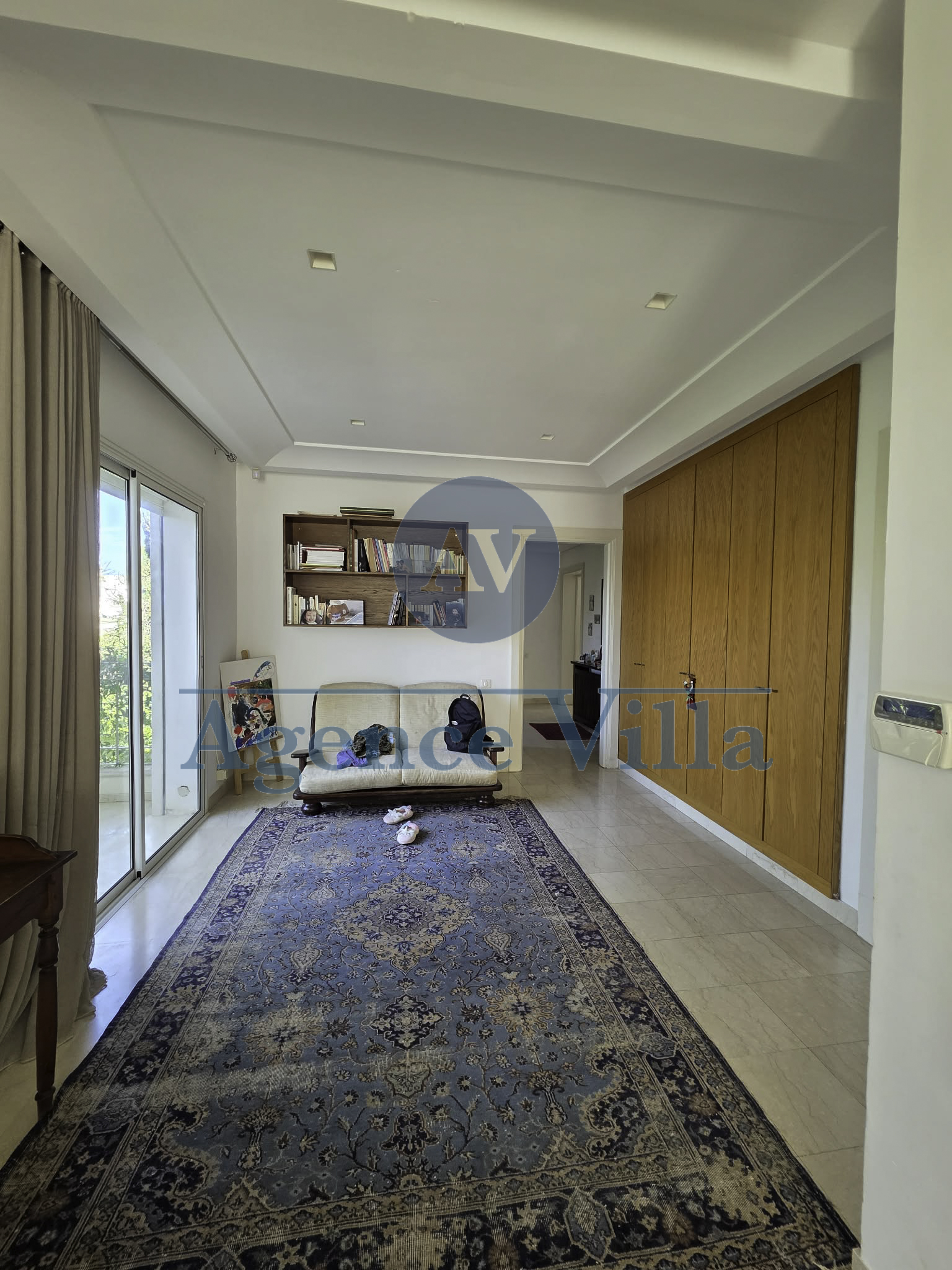 La Marsa&nbsp;Marsa Ennassim&nbsp;Location&nbsp;Appart. 5 pi�ces+&nbsp;S5 � la marsa