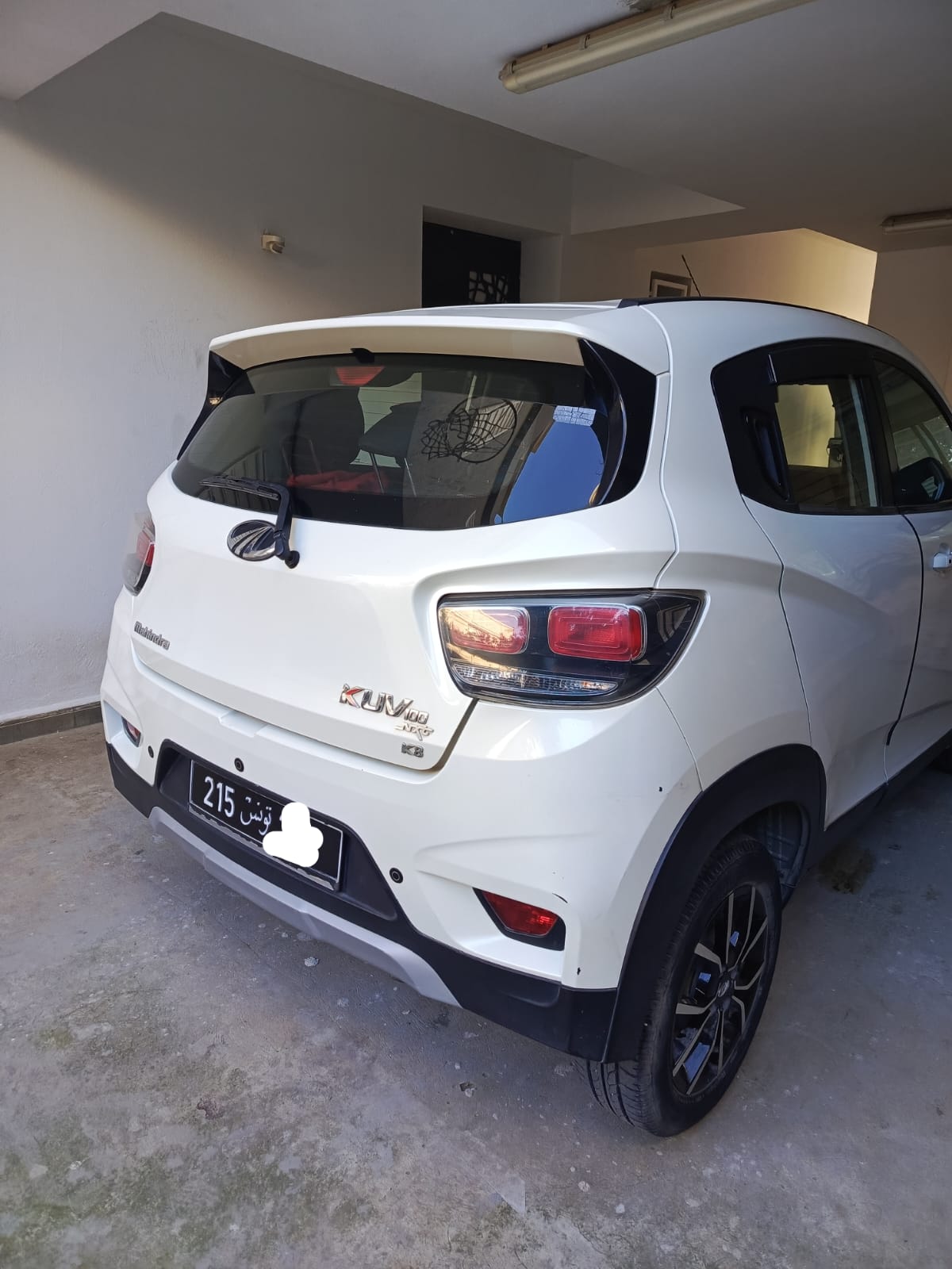 Ariana Ville&nbsp;Ariana&nbsp;Mahindra&nbsp;Autre Mod�le&nbsp;Dame vend mahindra k8 ttes options 56000km