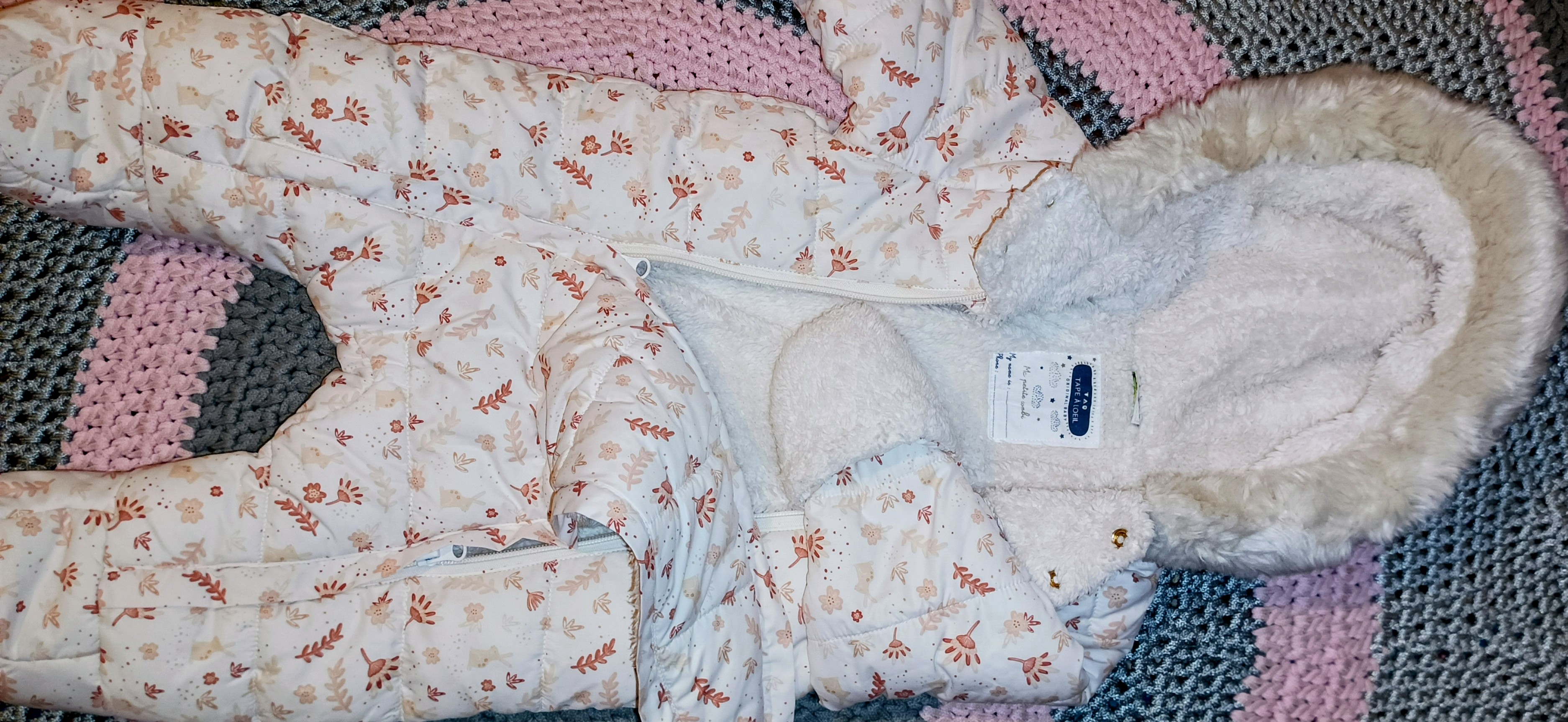 Hammam Lif&nbsp;Hammam Lif&nbsp;V�tements b�b�&nbsp;Autre&nbsp;Combinaison manteau