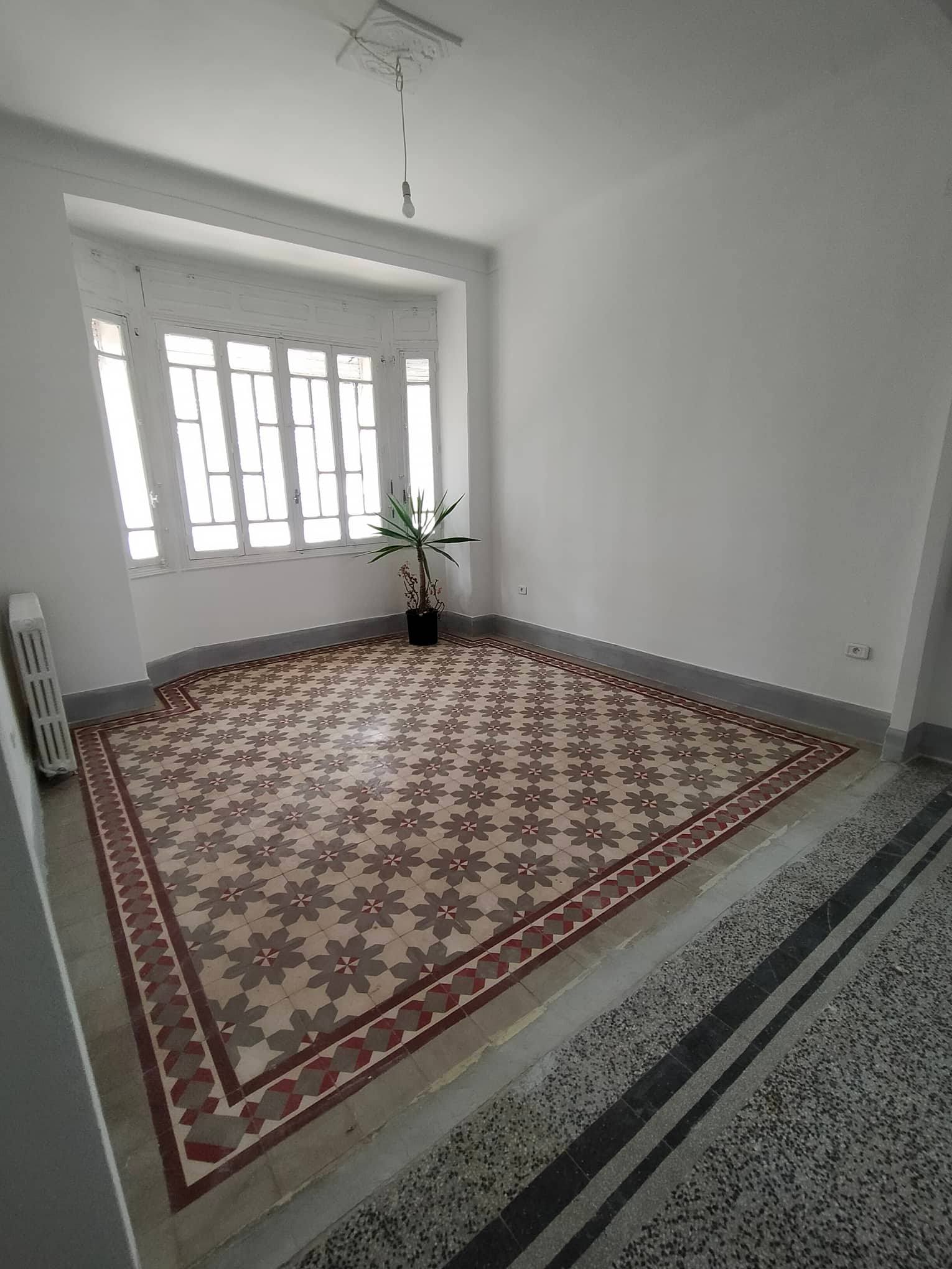 Cite El Khadra&nbsp;Cite Jardins&nbsp;Bureaux & Commerces&nbsp;Bureau&nbsp;Immeuble  sur art�re principal alain savary