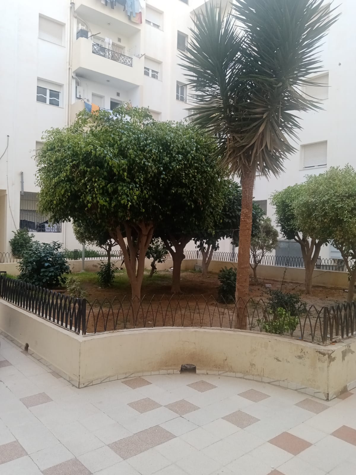 Sfax Est&nbsp;Cite El Menzah&nbsp;Location&nbsp;Appart. 2 pi�ces&nbsp;R�sidence aziz