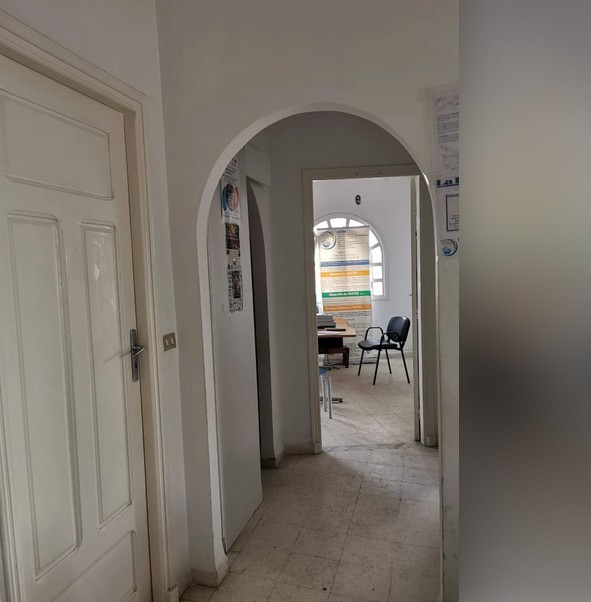 Ariana Ville&nbsp;Ariana&nbsp;Location&nbsp;Appart. 1 pi�ce&nbsp;A partager un local bureau ariana