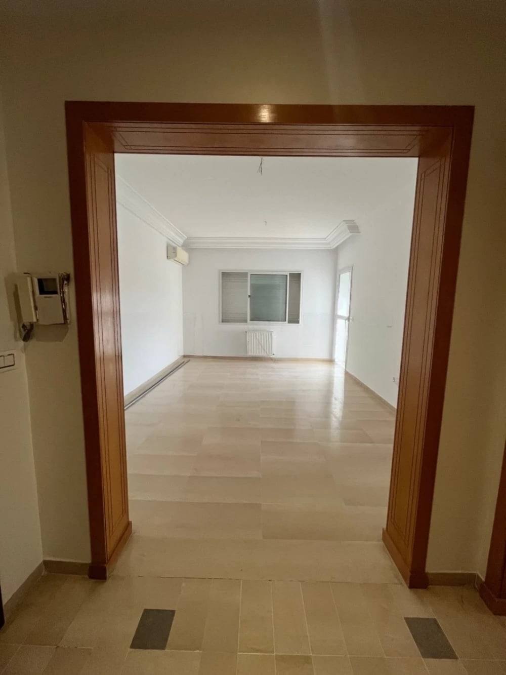 Ariana Ville&nbsp;Cite Ennasr 2&nbsp;Location&nbsp;Appart. 4 pi�ces&nbsp;Ennasr 2 joli appt s2 bien ensoleill�