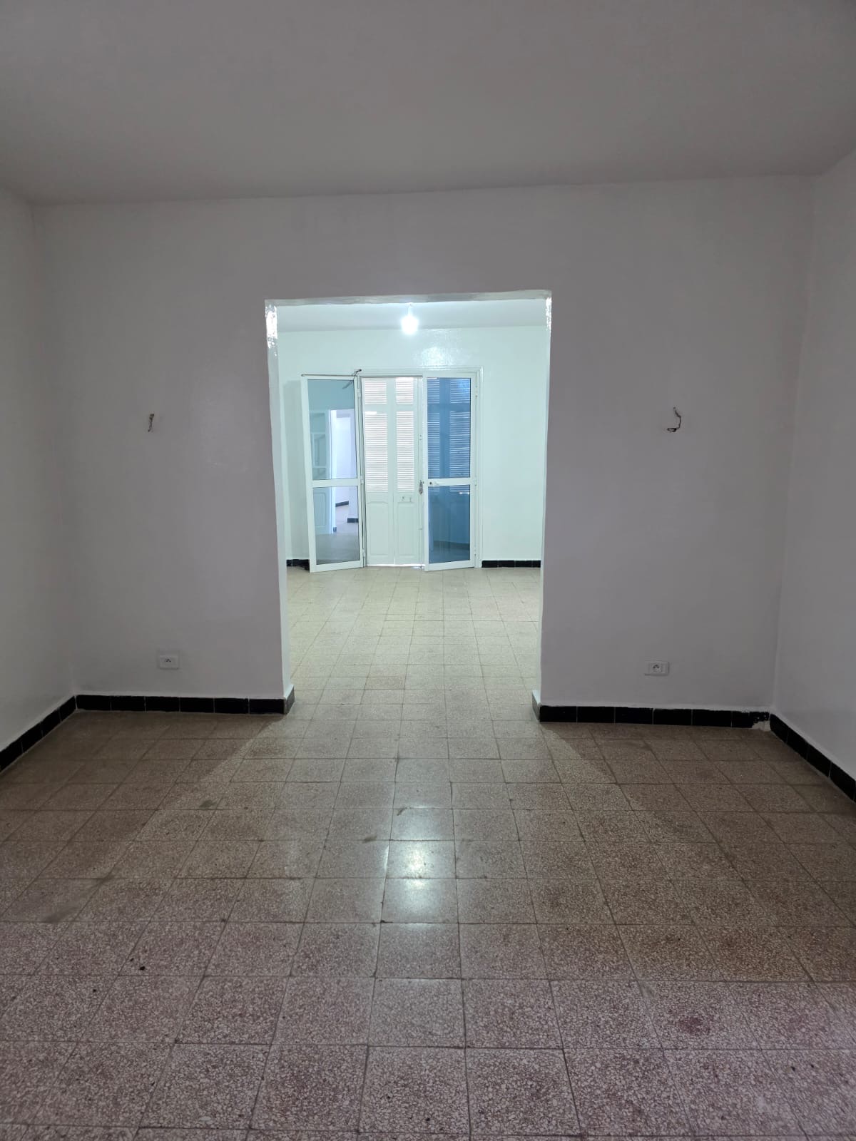 Menzel Bourguiba&nbsp;Menzel Bourguiba&nbsp;Location&nbsp;Appart. 5 pi�ces+&nbsp;A ne pas rater