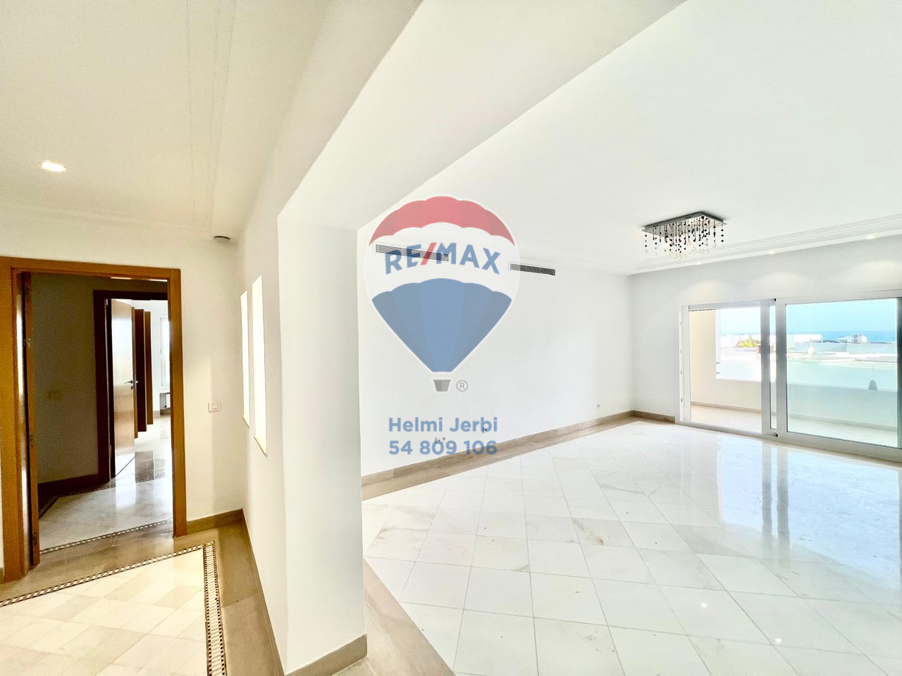 La Marsa&nbsp;Gammart&nbsp;Location&nbsp;Appart. 4 pi�ces&nbsp;S3 vue mer � la marina gammarth