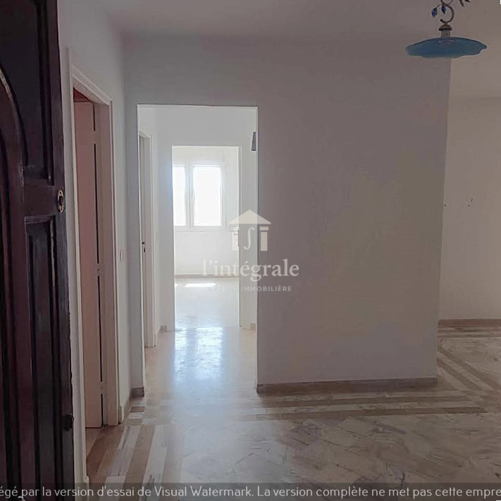 Cite El Khadra&nbsp;Zone urbaine nord&nbsp;Bureaux & Commerces&nbsp;Bureau&nbsp;Grand bureau de 5 pi�ces