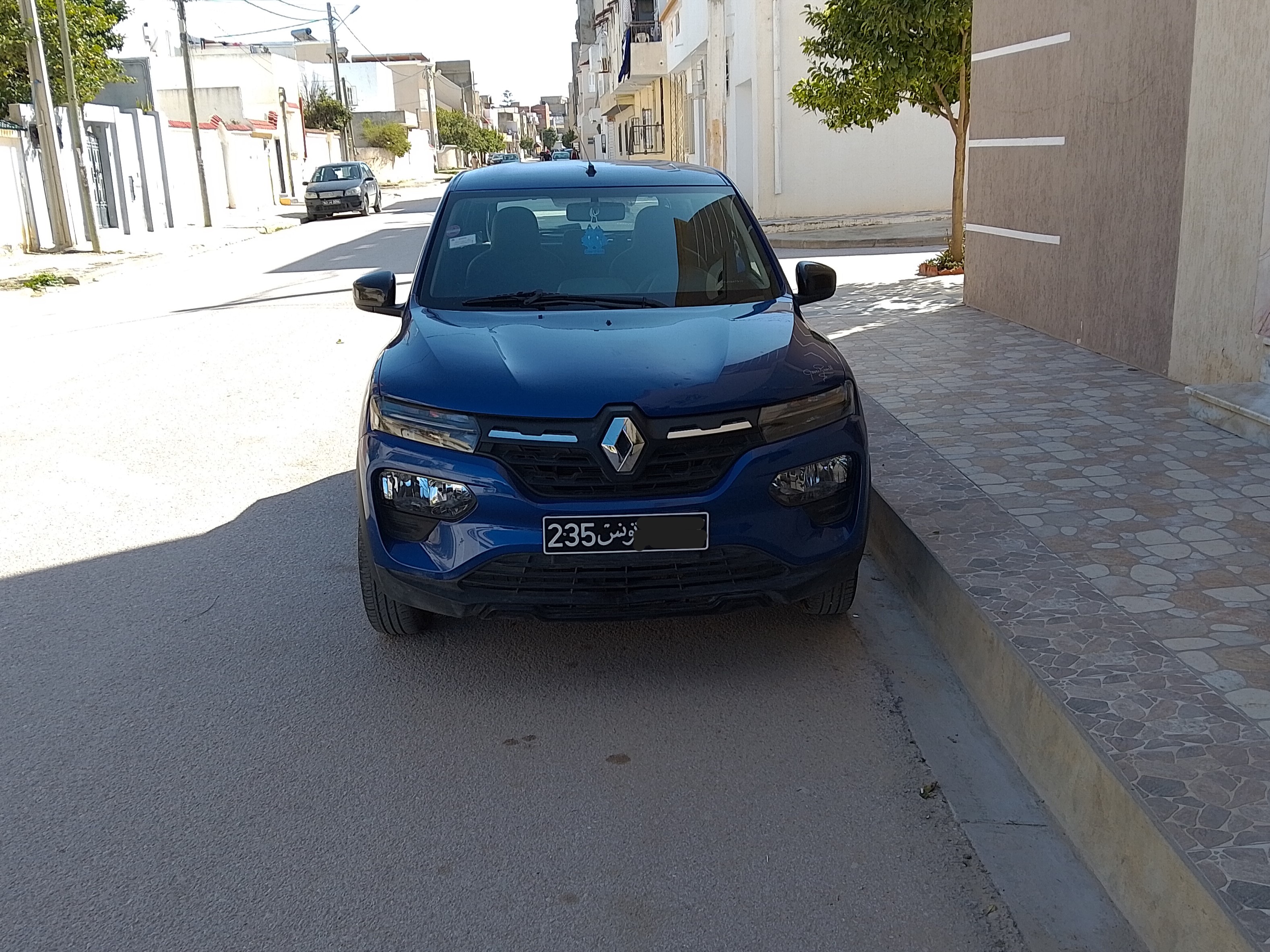 Soliman&nbsp;Soliman&nbsp;Renault&nbsp;Clio&nbsp;Renault kwid 1�re main