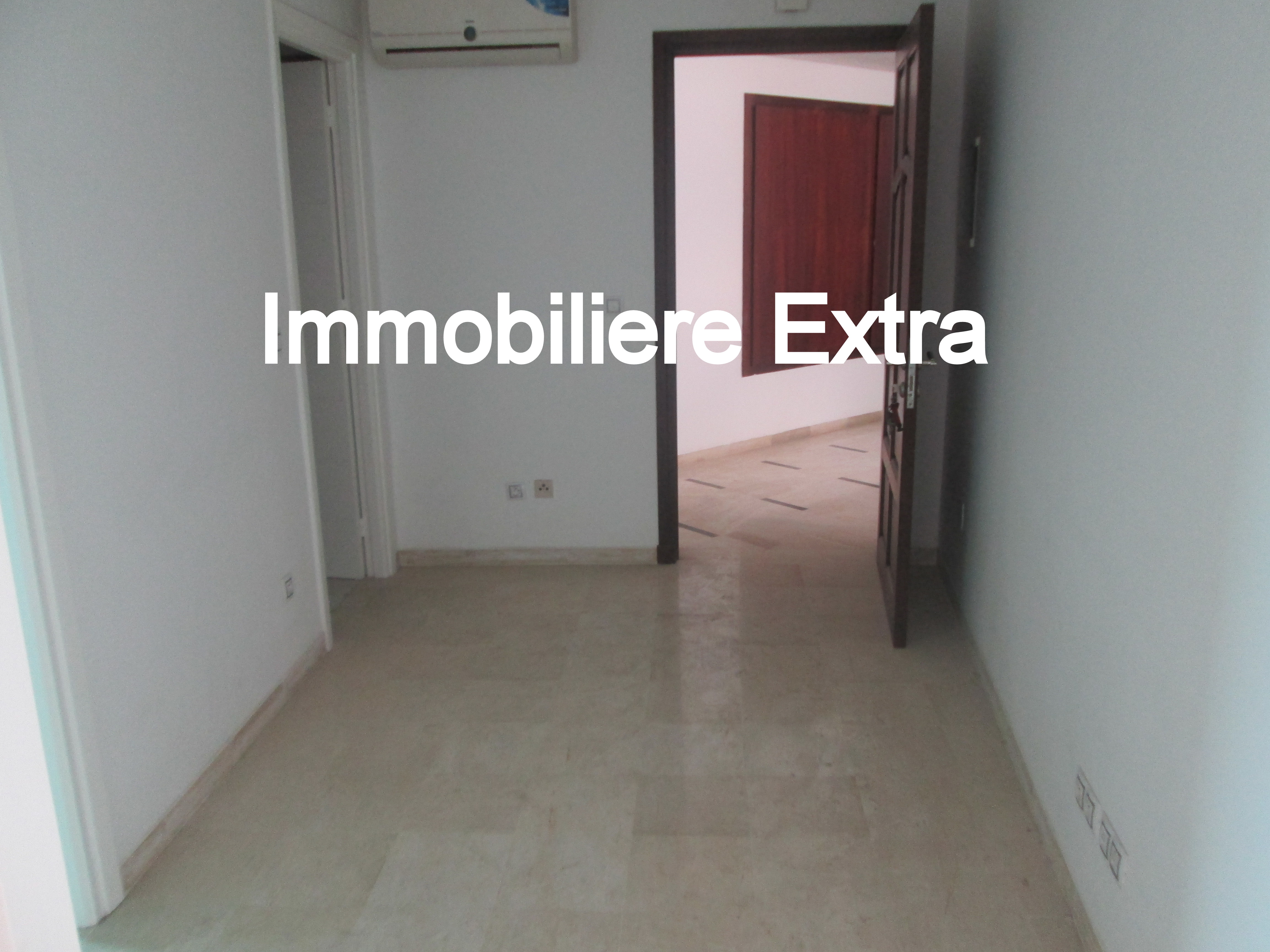 Bureaux & Commerces&nbsp;Bureau