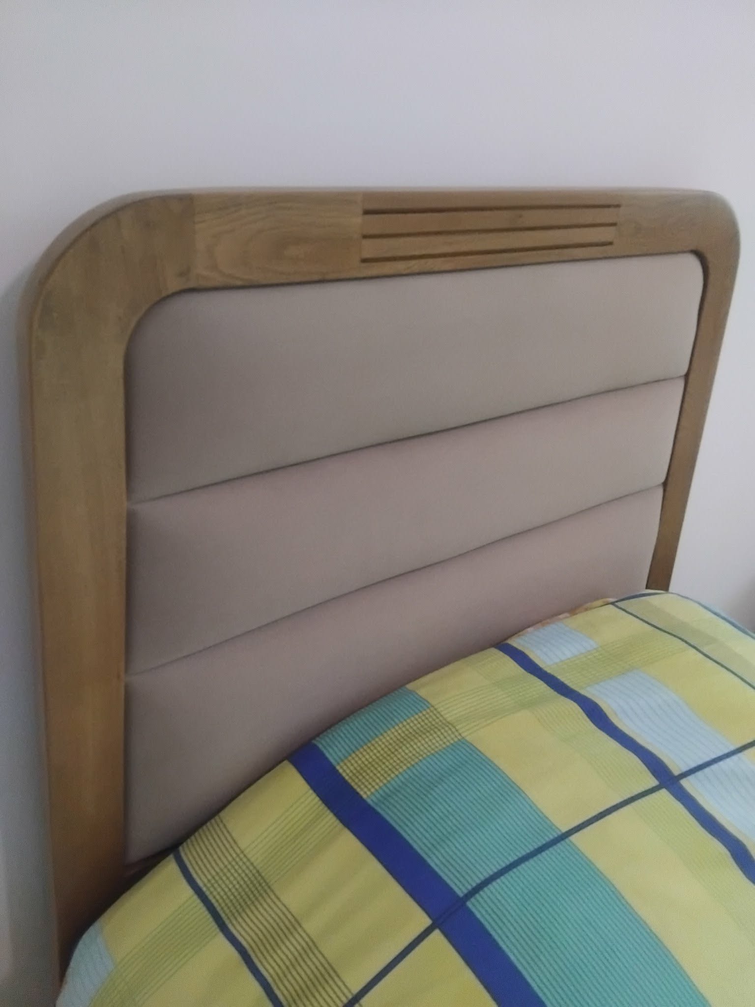 Sfax Ville&nbsp;Sfax&nbsp;Chambres � coucher&nbsp;Lits&nbsp;Deux lits neufs avec deux matelas orthop�diques