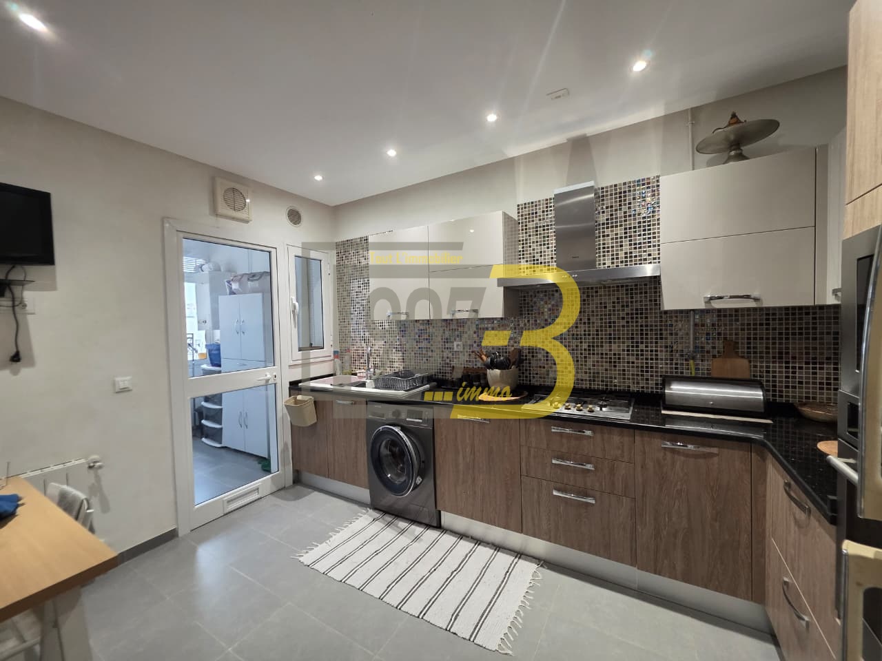 Ariana Ville&nbsp;Cite Ennasr 2&nbsp;Location&nbsp;Appart. 2 pi�ces&nbsp;En exclusivit� appartement s2 vide � ennaser 2