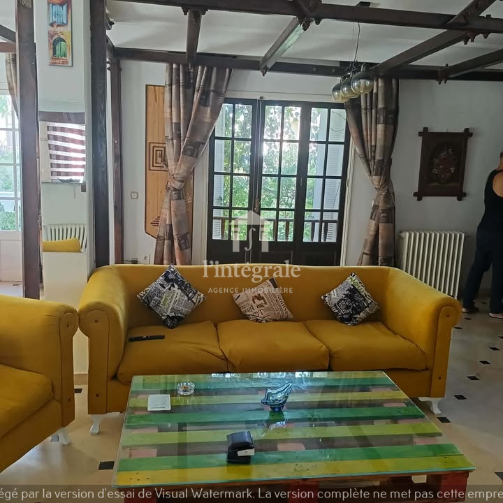 Ariana Ville&nbsp;El Menzah 8&nbsp;Location&nbsp;Maisons&nbsp;Tr�s coquette maisonnette meubl�e