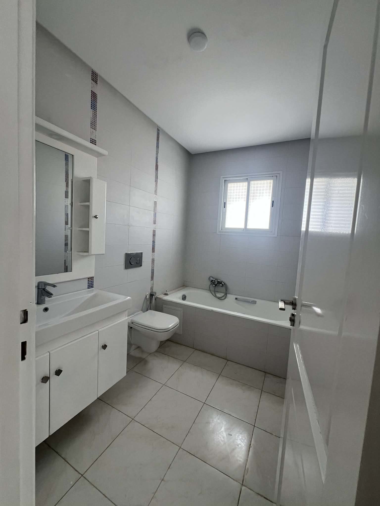 Location&nbsp;Appart. 5 pi�ces+