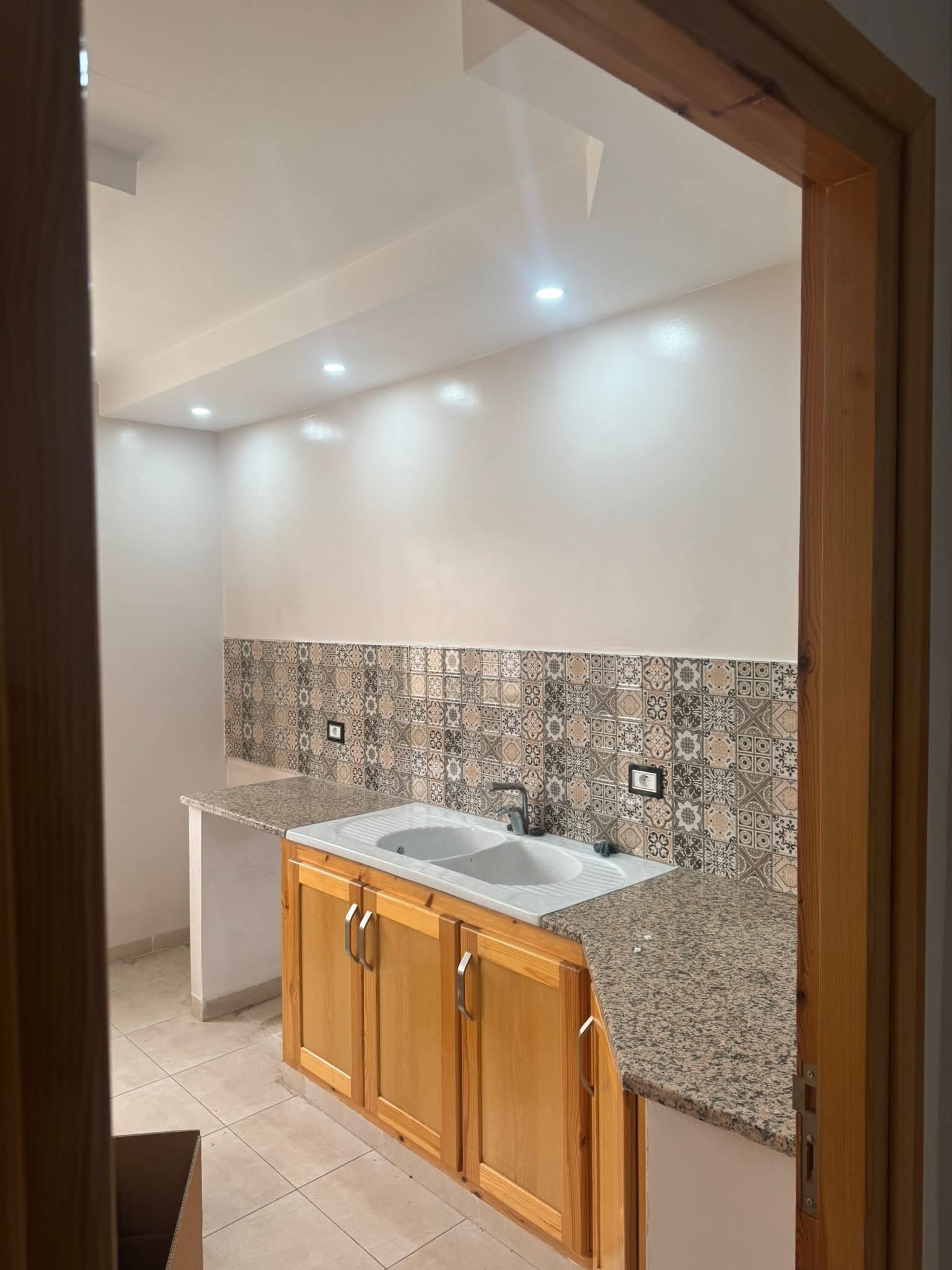 El Mourouj&nbsp;El Mourouj&nbsp;Location&nbsp;Appart. 3 pi�ces&nbsp;Offre etage de villa ind�pendant mourouj 3