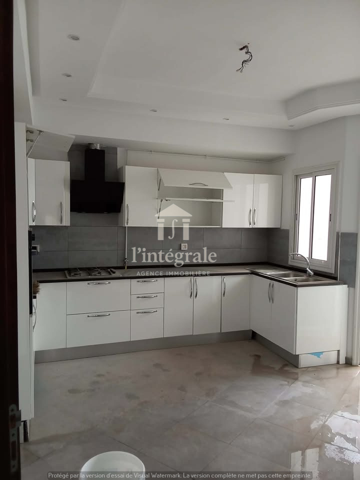 Ariana Ville&nbsp;Cite Ennasr 2&nbsp;Location&nbsp;Appart. 4 pi�ces&nbsp;Coquet appartement s3