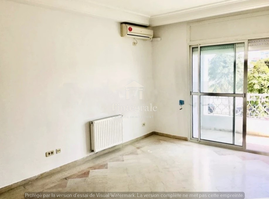 Cite El Khadra&nbsp;Zone urbaine nord&nbsp;Location&nbsp;Appart. 3 pi�ces&nbsp;Bel s2 avec place parking et cellier