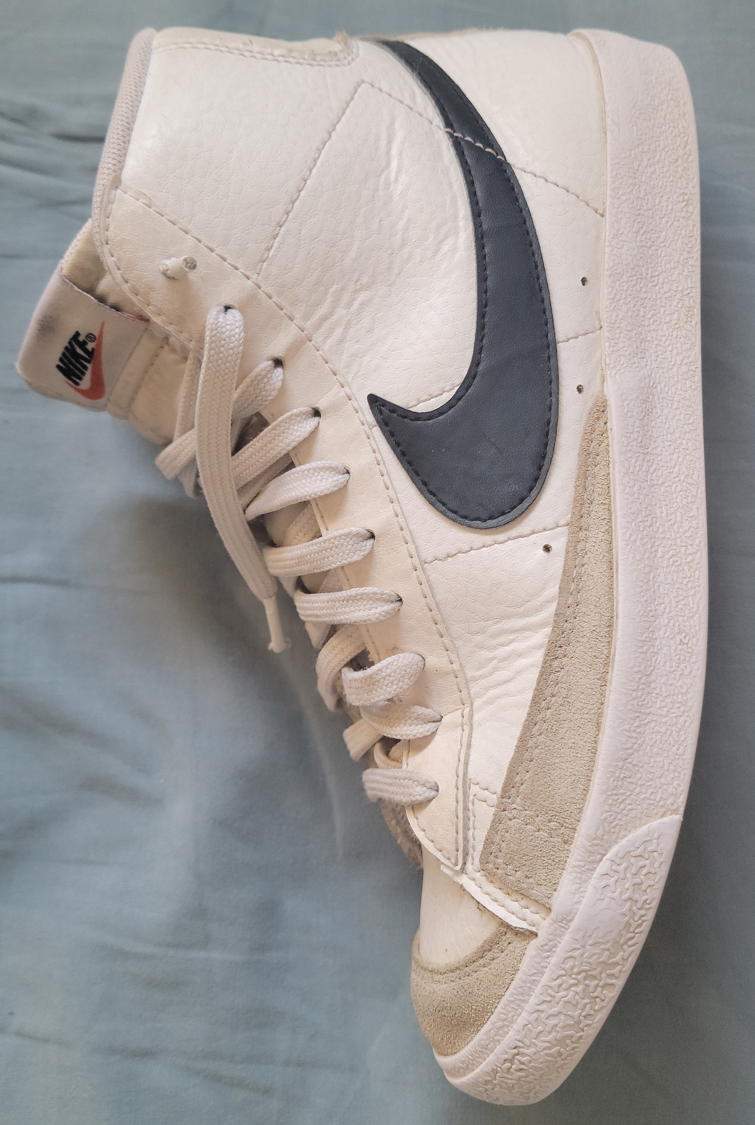 Ain Zaghouan&nbsp;Ain Zaghouan&nbsp;Enfants&nbsp;Autre&nbsp;Nike blazer t40 import� du canada comme neuf