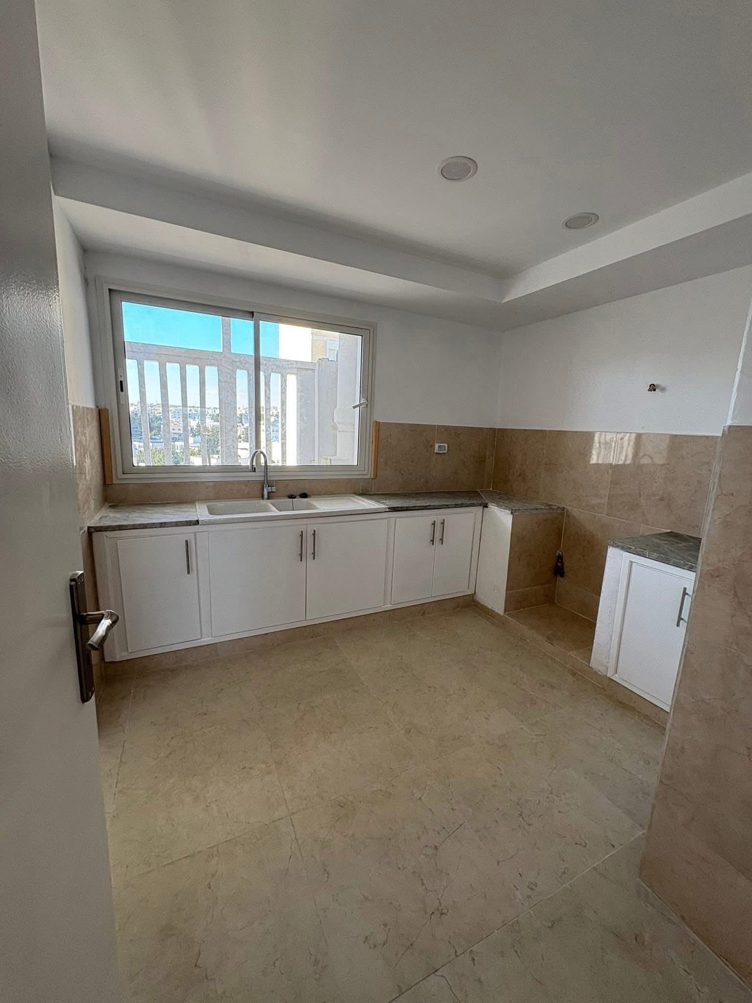 Ariana Ville&nbsp;El Menzah 6&nbsp;Location&nbsp;Appart. 4 pi�ces&nbsp;S3 menzah 6 1900 d