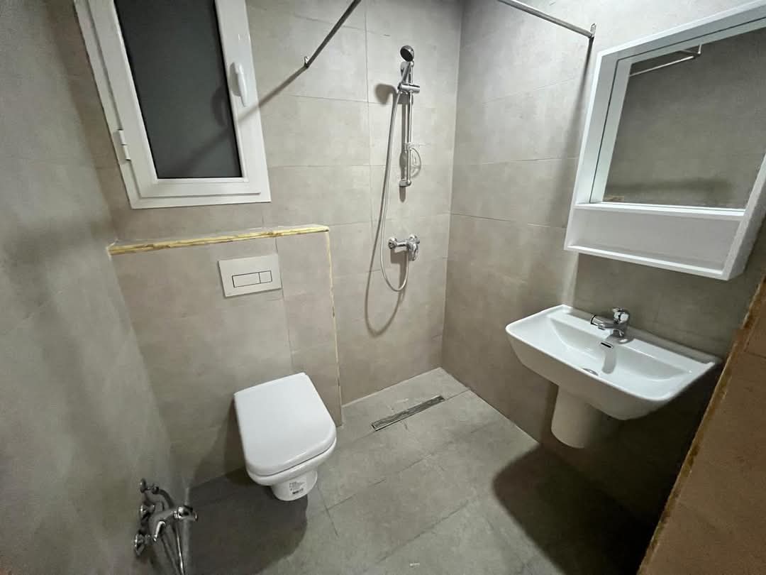 La Soukra&nbsp;La Soukra&nbsp;Location&nbsp;Appart. 3 pi�ces&nbsp;S2 1200d soukra