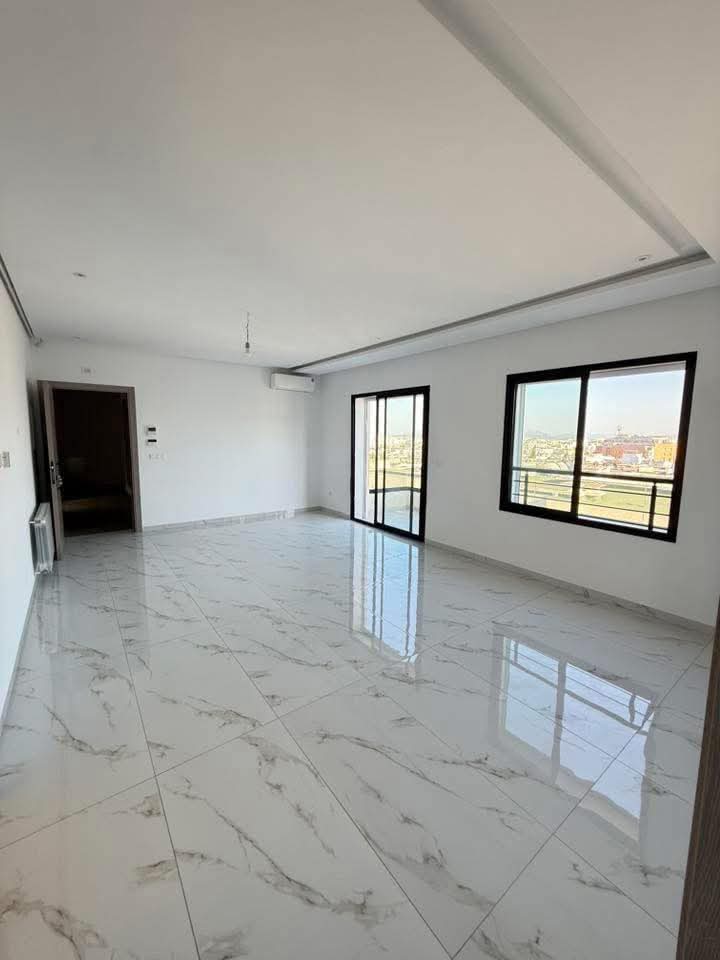 Ariana Ville&nbsp;Cite Ennasr 2&nbsp;Location&nbsp;Appart. 4 pi�ces&nbsp;S3 1900 d ennasr 2