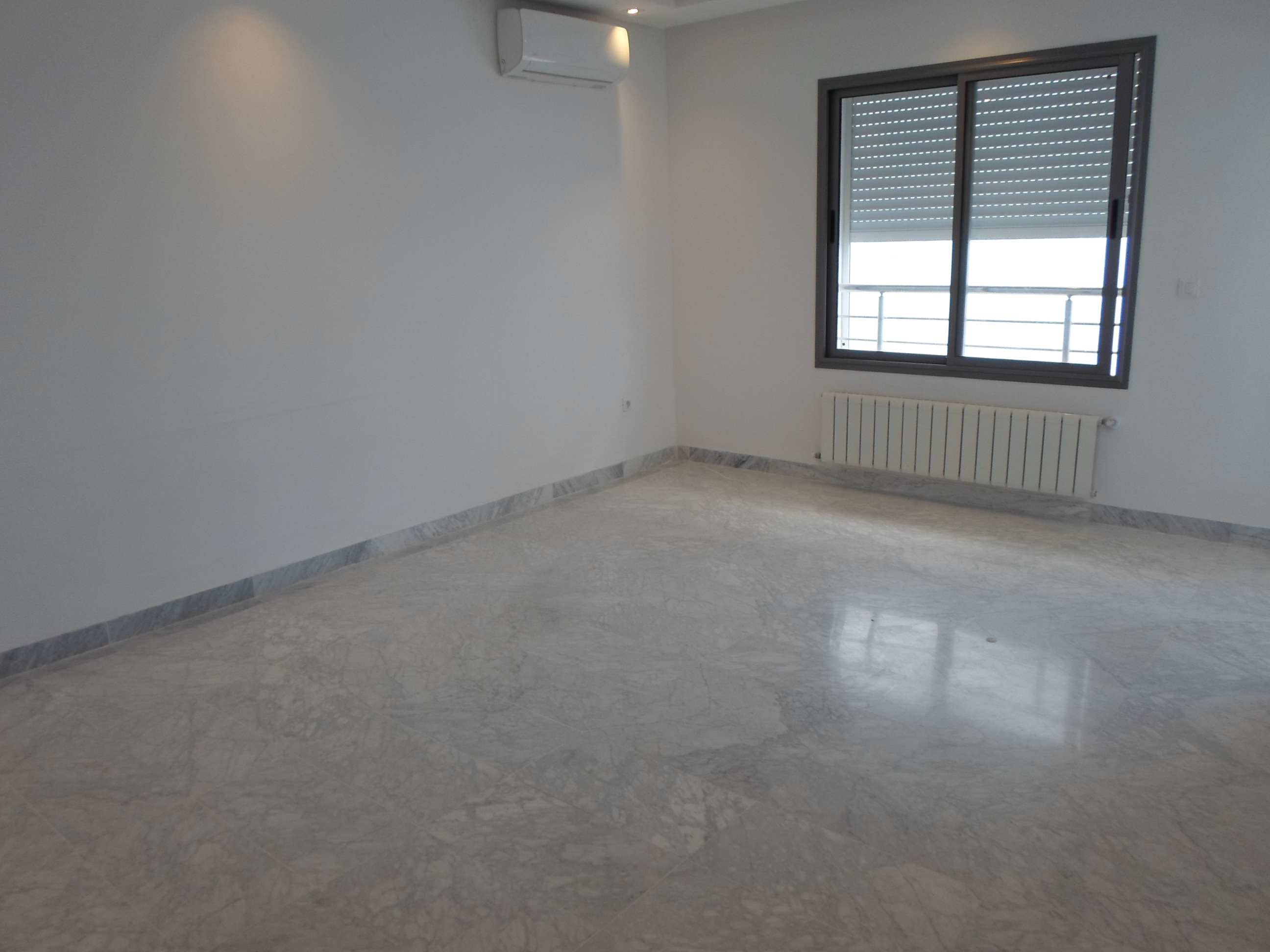 La Soukra&nbsp;La Soukra&nbsp;Location&nbsp;Appart. 1 pi�ce&nbsp;Opportunit� � ne pas rater s1 � la soukra