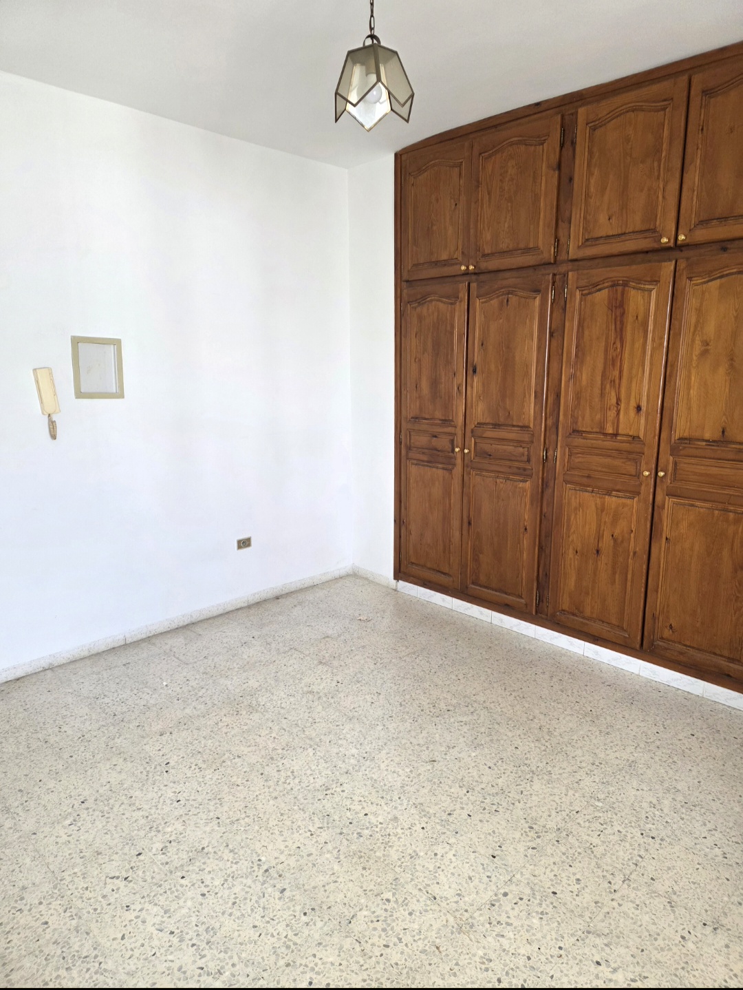 El Menzah&nbsp;El Manar 1&nbsp;Location&nbsp;Appart. 2 pi�ces&nbsp;Studio s1 manar1 pr�s �cole priv�e hannibal