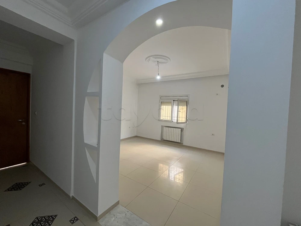 Ain Zaghouan&nbsp;Ain Zaghouan&nbsp;Location&nbsp;Appart. 1 pi�ce&nbsp;S plus 1 propre avec terasse