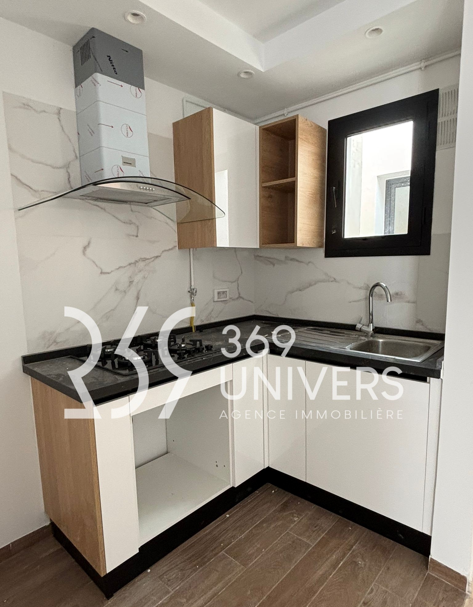 La Marsa&nbsp;Sidi Daoud&nbsp;Location&nbsp;Appart. 1 pi�ce&nbsp;Appartement avec balcon � sidi daoued ref ra166