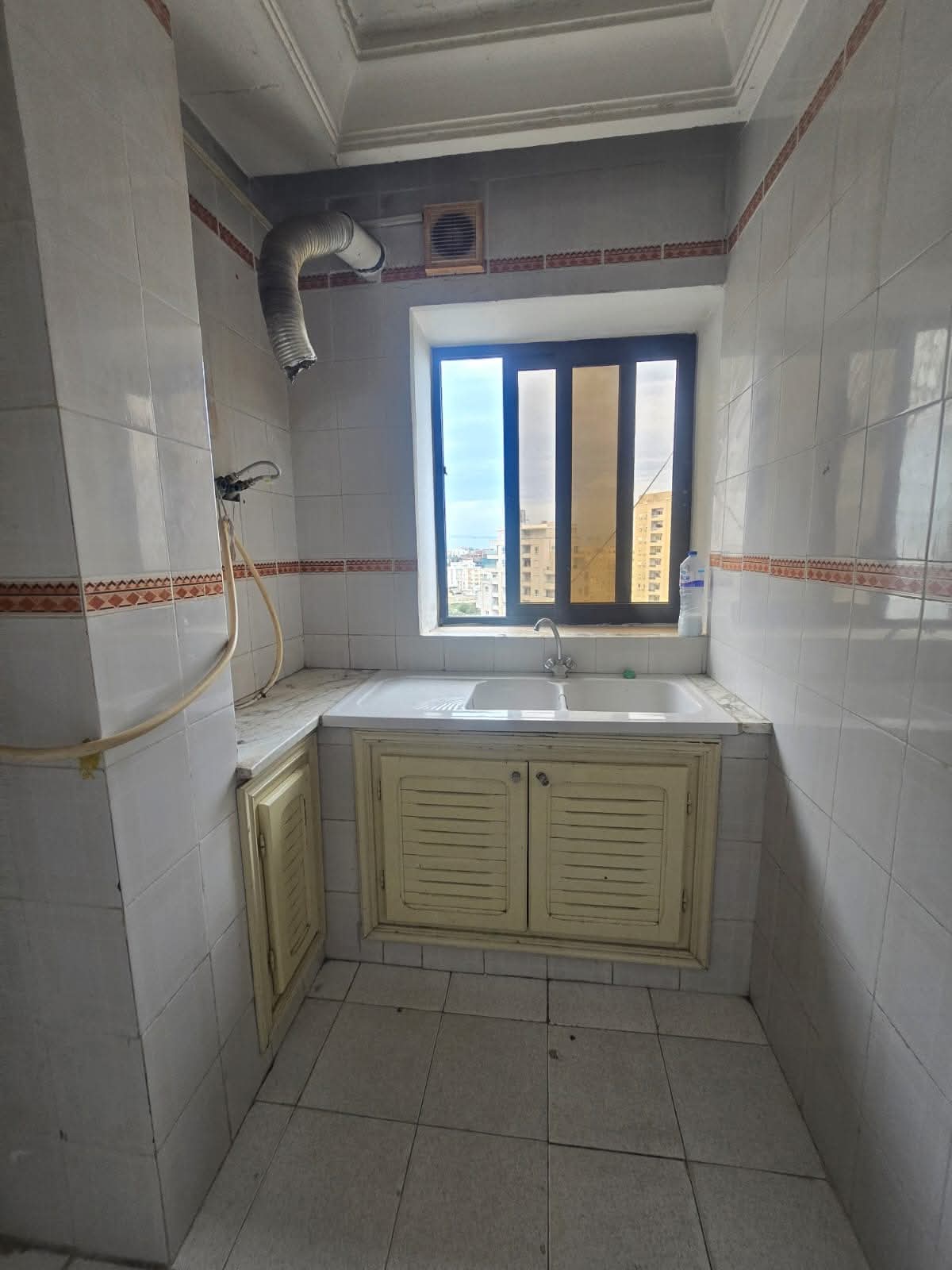 Sousse Jaouhara&nbsp;Sousse Khezama&nbsp;Vente&nbsp;Maisons&nbsp;Appartement s2 de 112m avec place de parking priv�