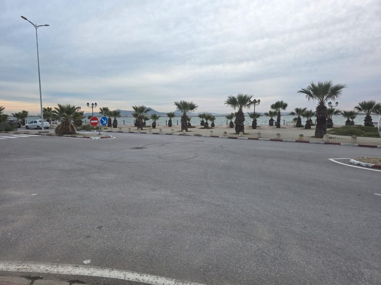 Carthage&nbsp;Carthage&nbsp;Terrain&nbsp;Terrain nu&nbsp;Magnifique terrain constructible r3 de 2000m lac 2