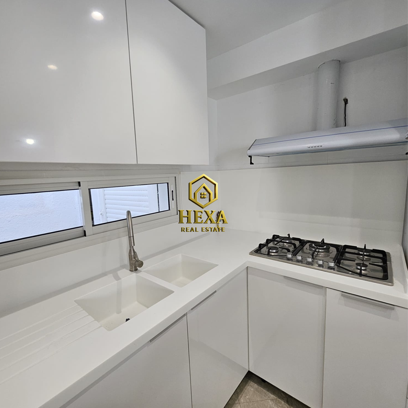 La Marsa&nbsp;Marsa Ennassim&nbsp;Location&nbsp;Duplex&nbsp;Duplex s3 vue mer avec piscine � la marsa