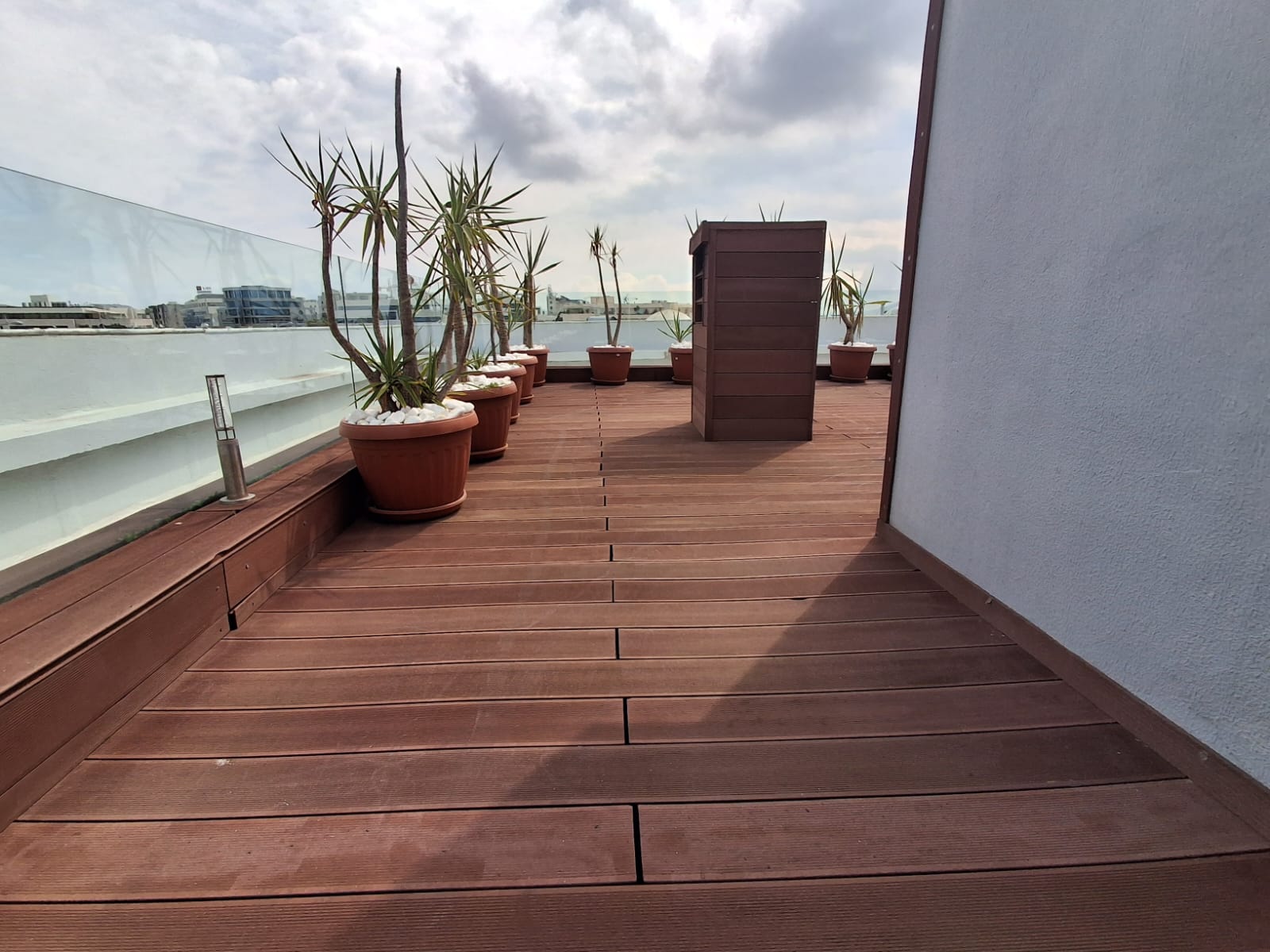 La Marsa&nbsp;Berge Du Lac&nbsp;Location&nbsp;Maisons&nbsp;Trilpex s3 meubl� avec terrasse au lac 2