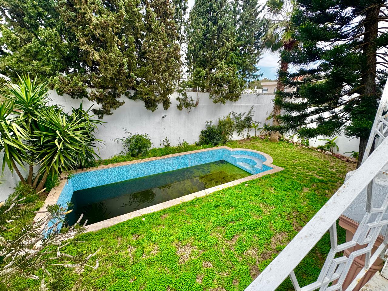 La Marsa&nbsp;Gammart&nbsp;Location&nbsp;Maisons&nbsp;Villa s6 avec jardin et piscine � gammarth