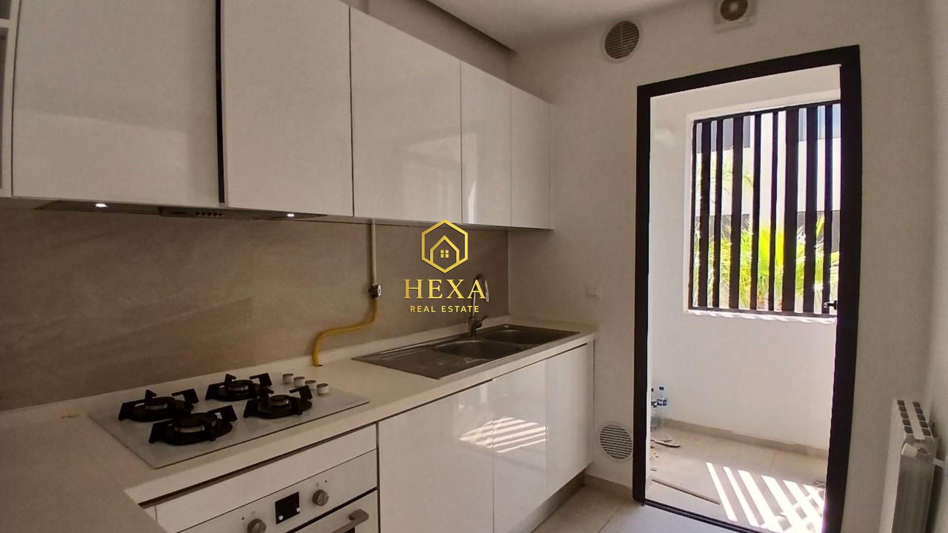 La Marsa&nbsp;Cite Du Stade&nbsp;Location&nbsp;Appart. 4 pi�ces&nbsp;Appartement s3 � la marsa cite du stade