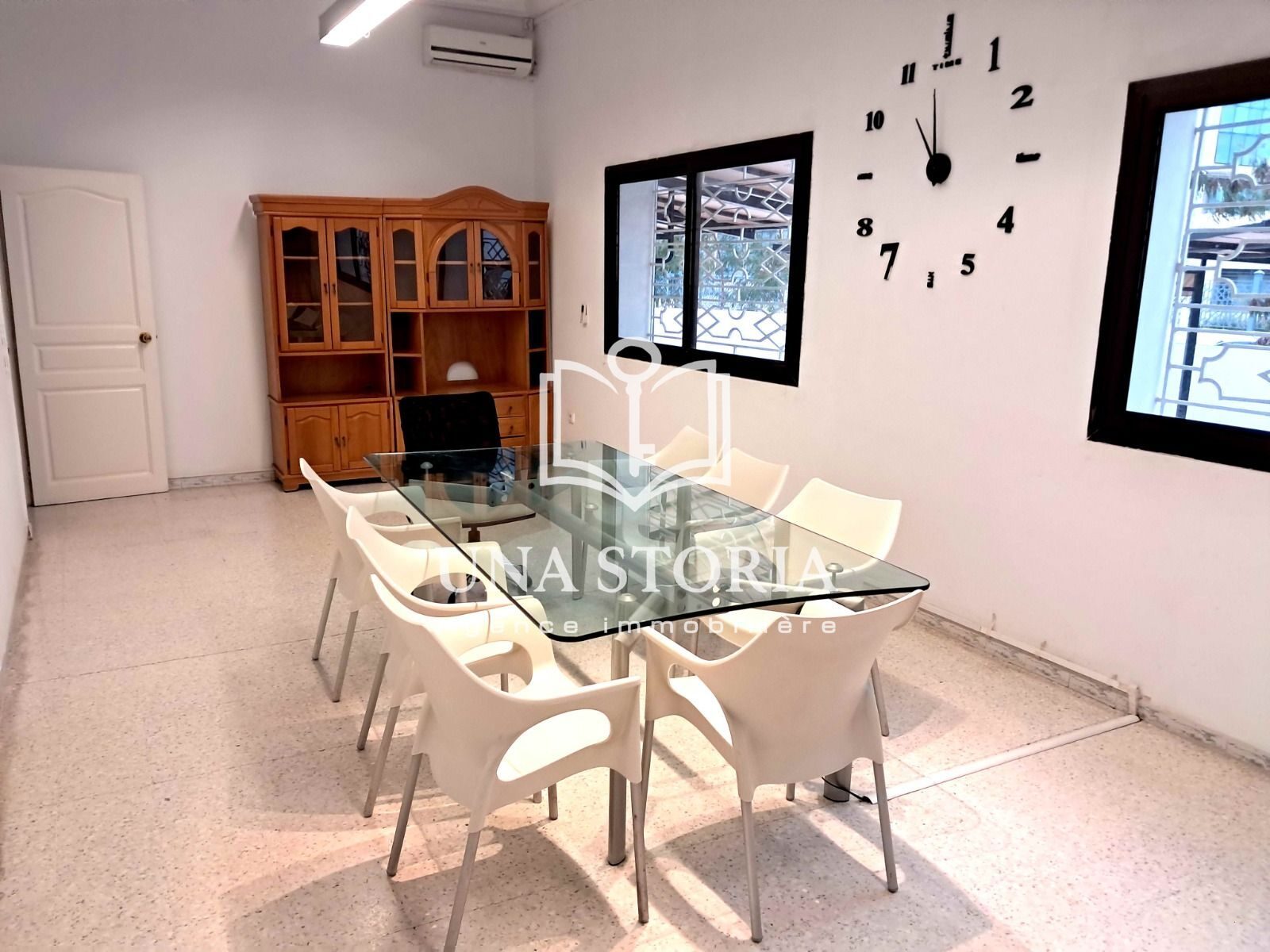 Cite El Khadra&nbsp;Zone urbaine nord&nbsp;Location&nbsp;Autre&nbsp;Local bureautique h plus 4 � centre urbain nord