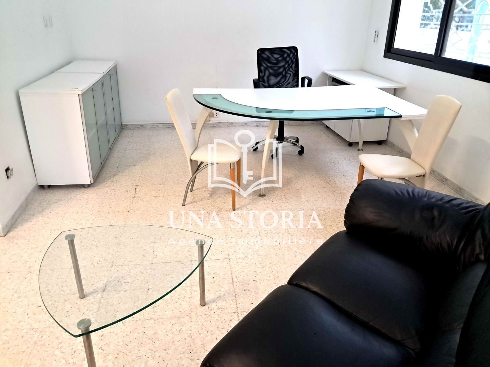 Cite El Khadra&nbsp;Zone urbaine nord&nbsp;Location&nbsp;Autre&nbsp;Local bureautique h plus 4 � centre urbain nord