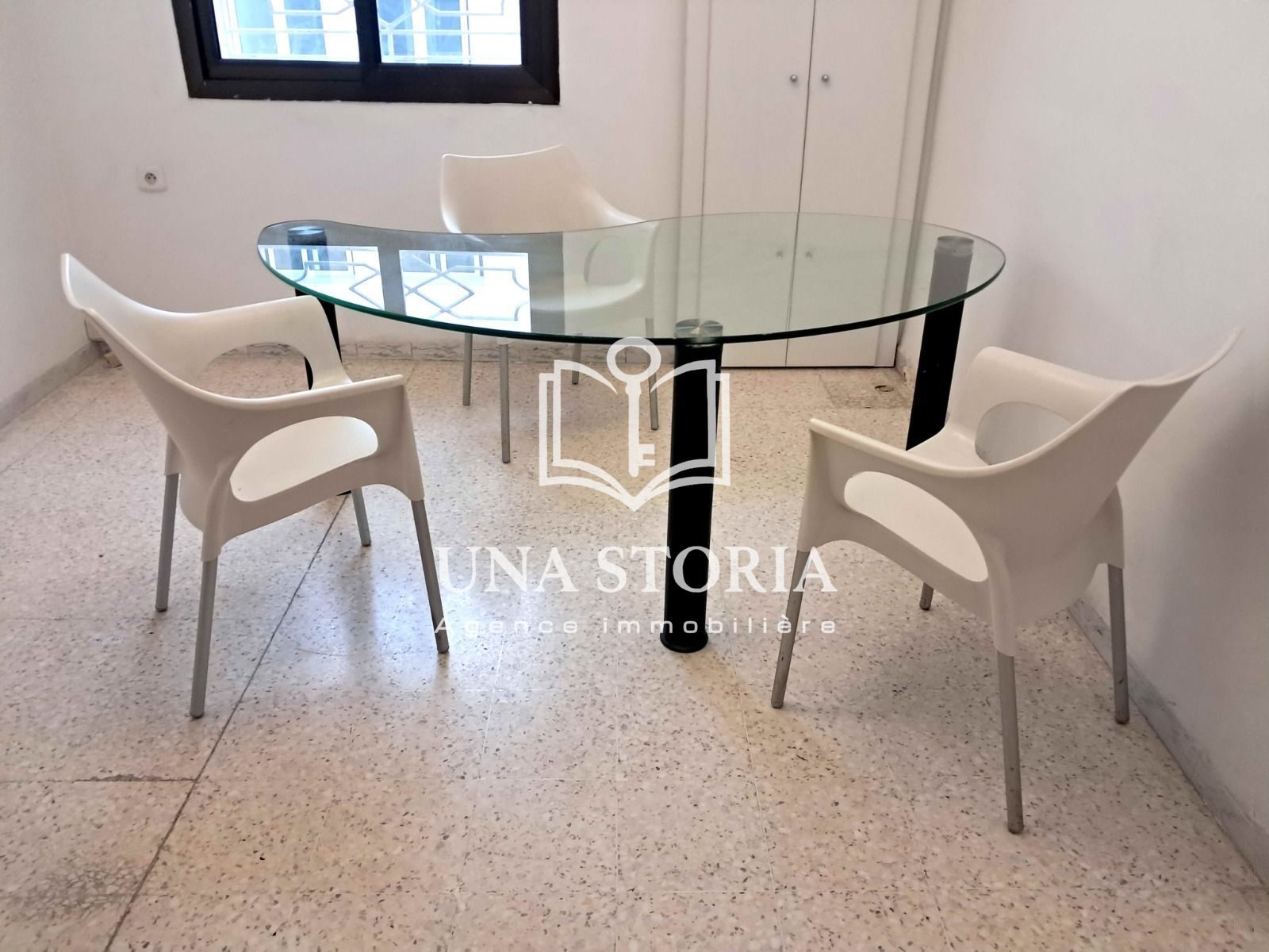 Cite El Khadra&nbsp;Zone urbaine nord&nbsp;Location&nbsp;Autre&nbsp;Local bureautique h plus 4 � centre urbain nord