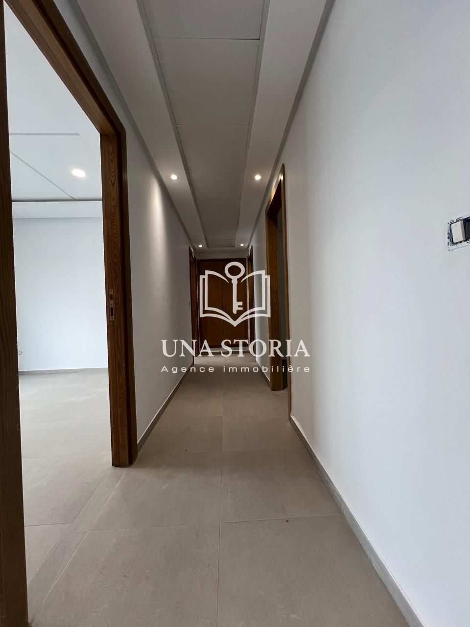 La Soukra&nbsp;La Soukra&nbsp;Location&nbsp;Autre&nbsp;Bureau h plus 4