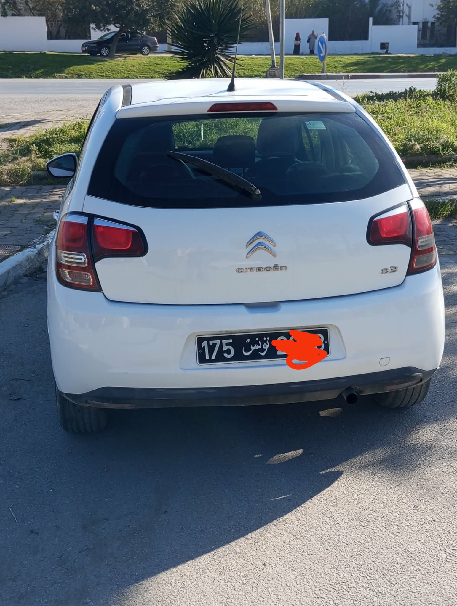 El Omrane Superieur&nbsp;Cite Ibn Khaldoun I&nbsp;Citroen&nbsp;C3&nbsp;Citroen c3 2014 124000 km