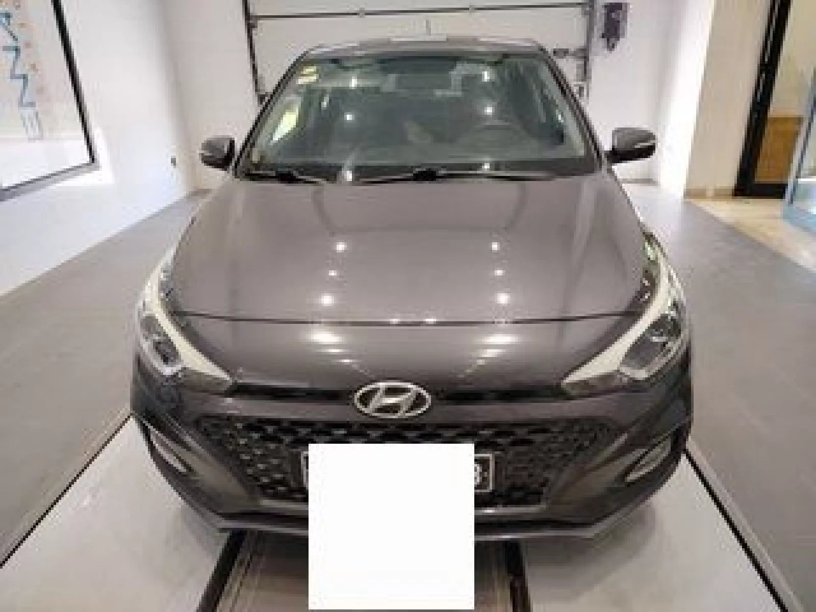 Ezzahra&nbsp;Ezzahra El Habib&nbsp;Hyundai&nbsp;Autre Mod�le&nbsp;Hyundai i20