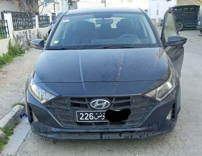 Mnihla&nbsp;Jardins d'el Menzah&nbsp;Hyosung&nbsp;Hyosung&nbsp;Hyundai i20 5cv essence