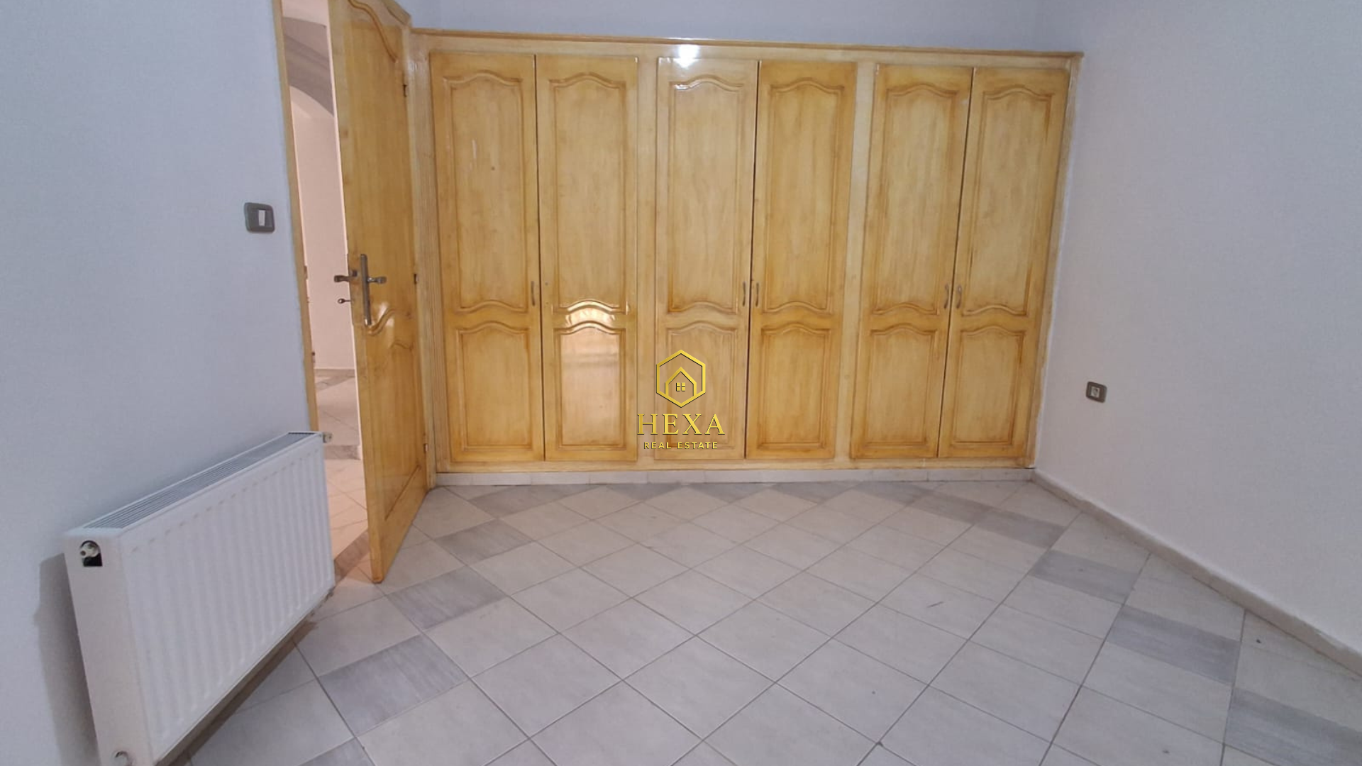 La Marsa&nbsp;El Aouina&nbsp;Location&nbsp;Maisons&nbsp;Triplex s4 � aouina