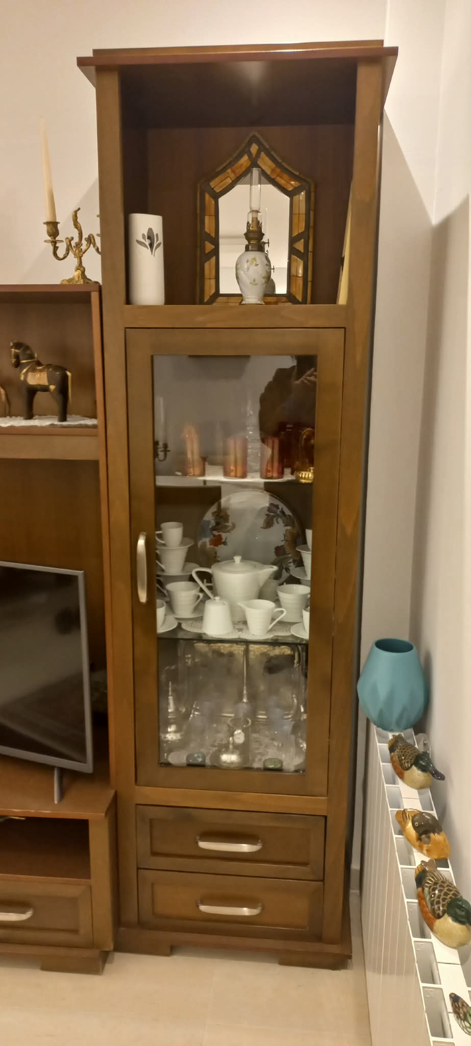 Raoued&nbsp;Cite Ennkhilet&nbsp;Autres meubles&nbsp;Autres&nbsp;Salle � manger et biblioth�que