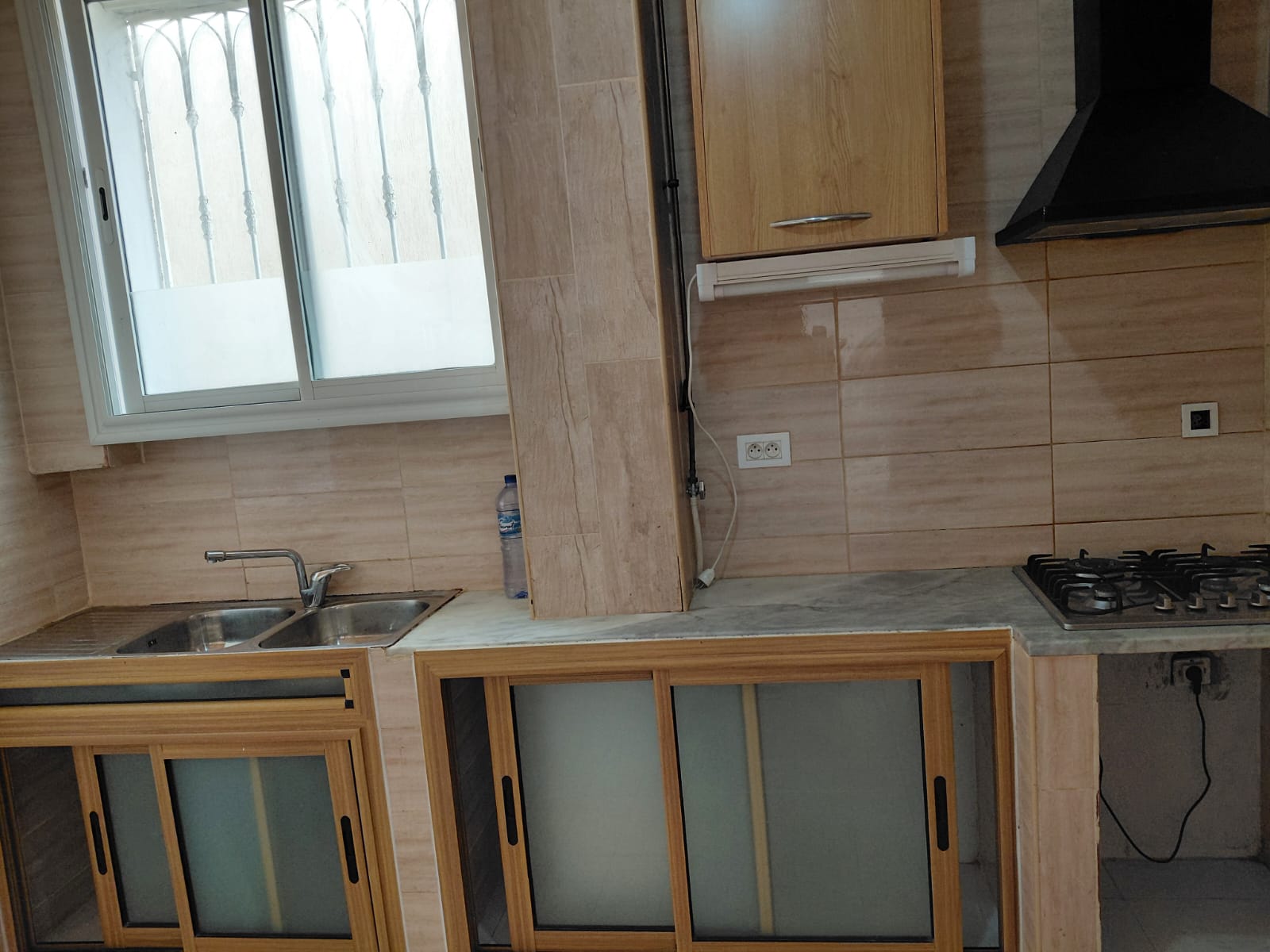 Mnihla&nbsp;Jardins d'el Menzah&nbsp;Location&nbsp;Appart. 3 pi�ces&nbsp;S plus 2 hst aux jardins d'el menzah 1 wb4441